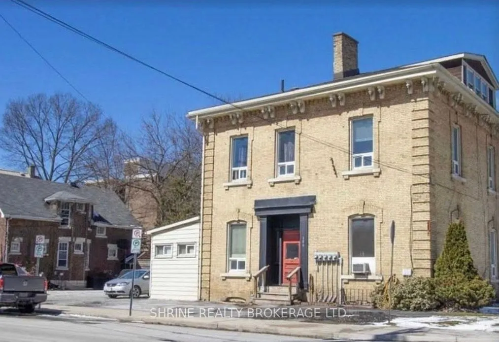 106 Kent Street W, #1