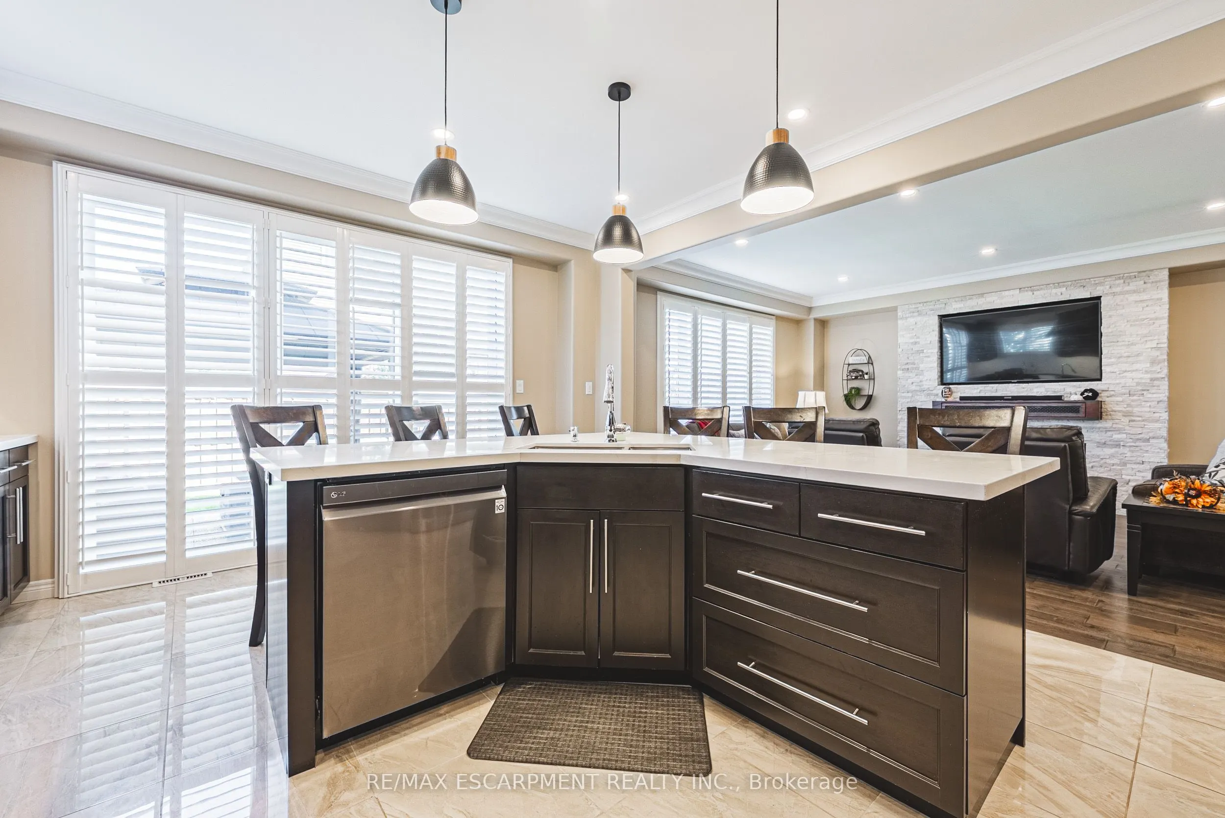68 Kinsman Drive