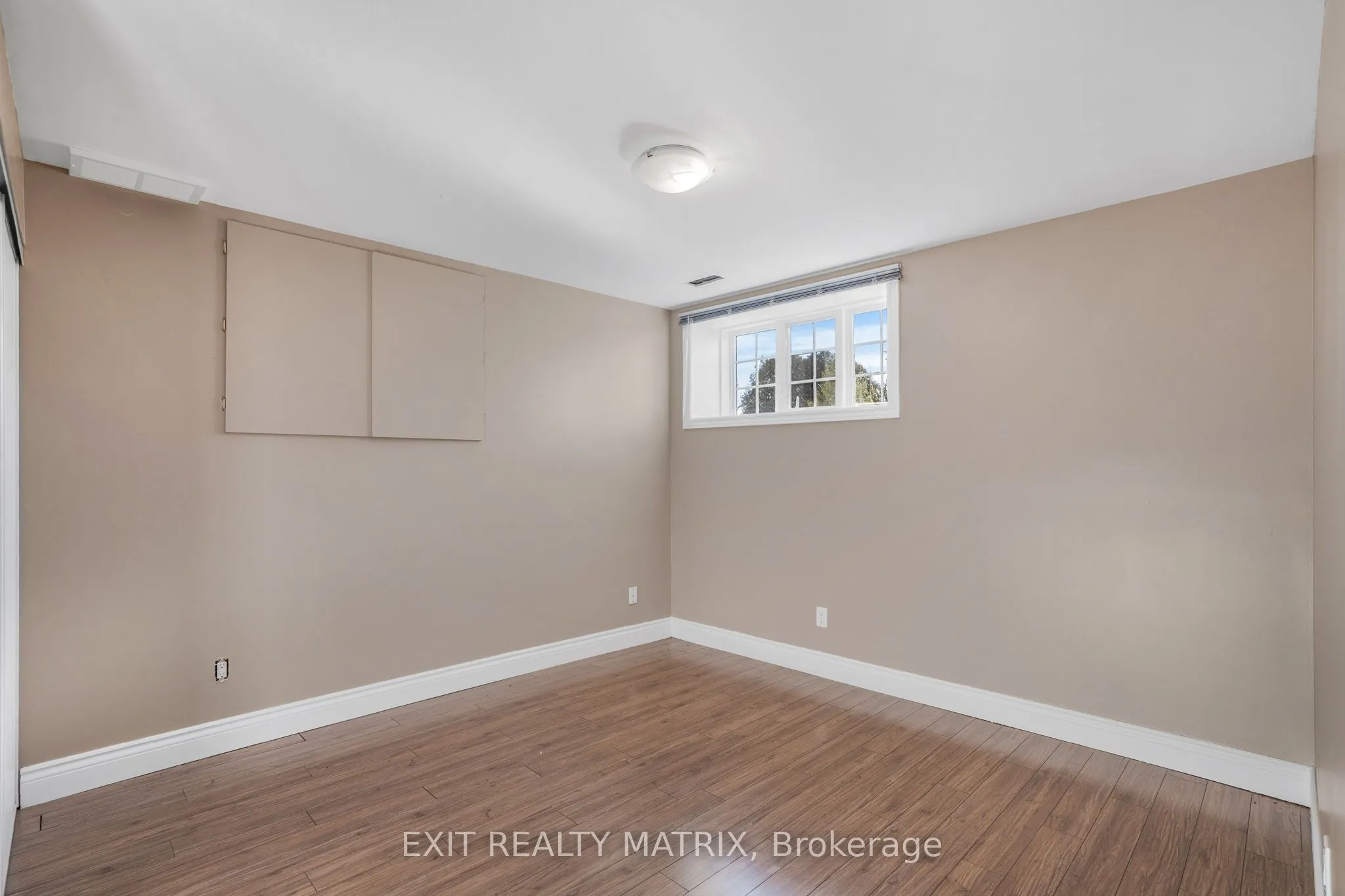 6 Telegraph Crescent