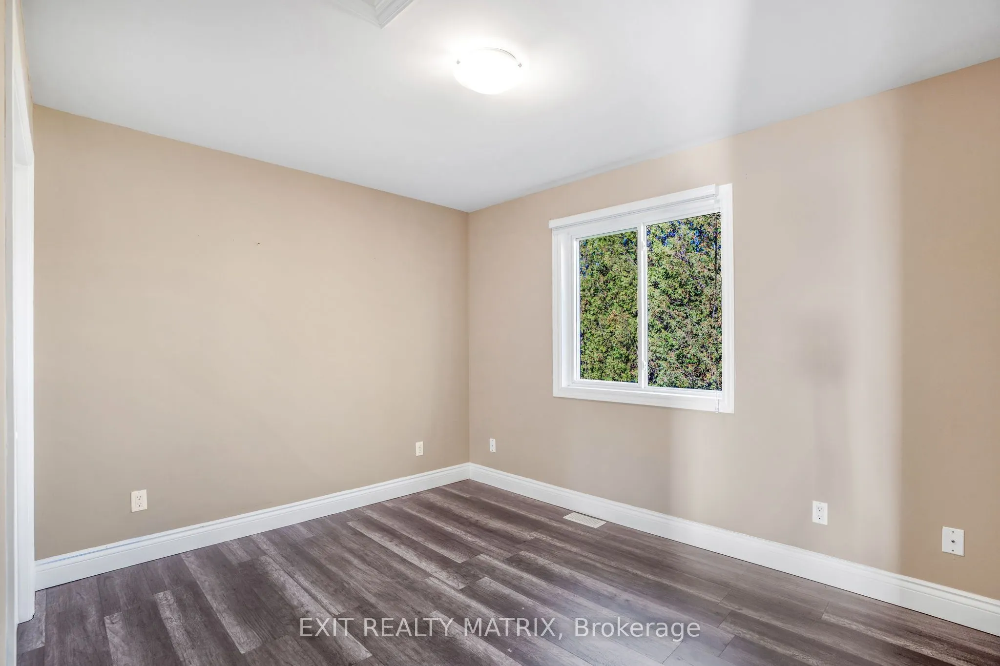 6 Telegraph Crescent