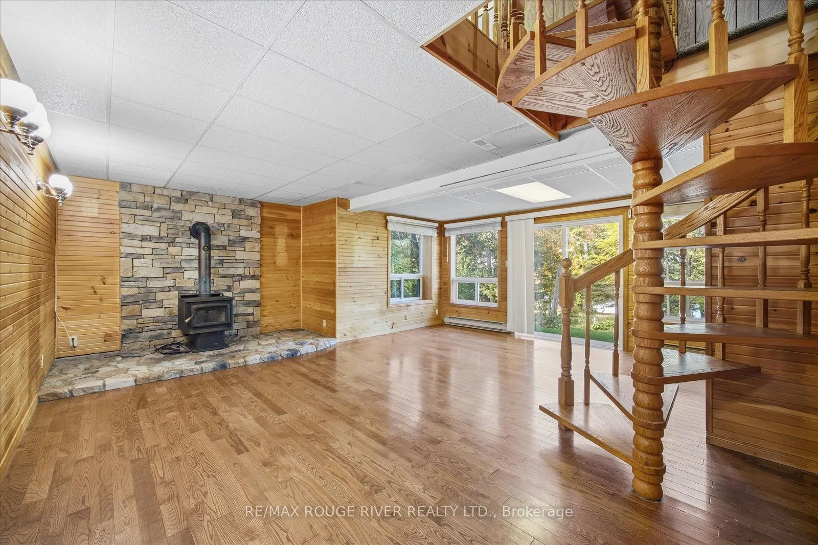 65 Cedarview Drive