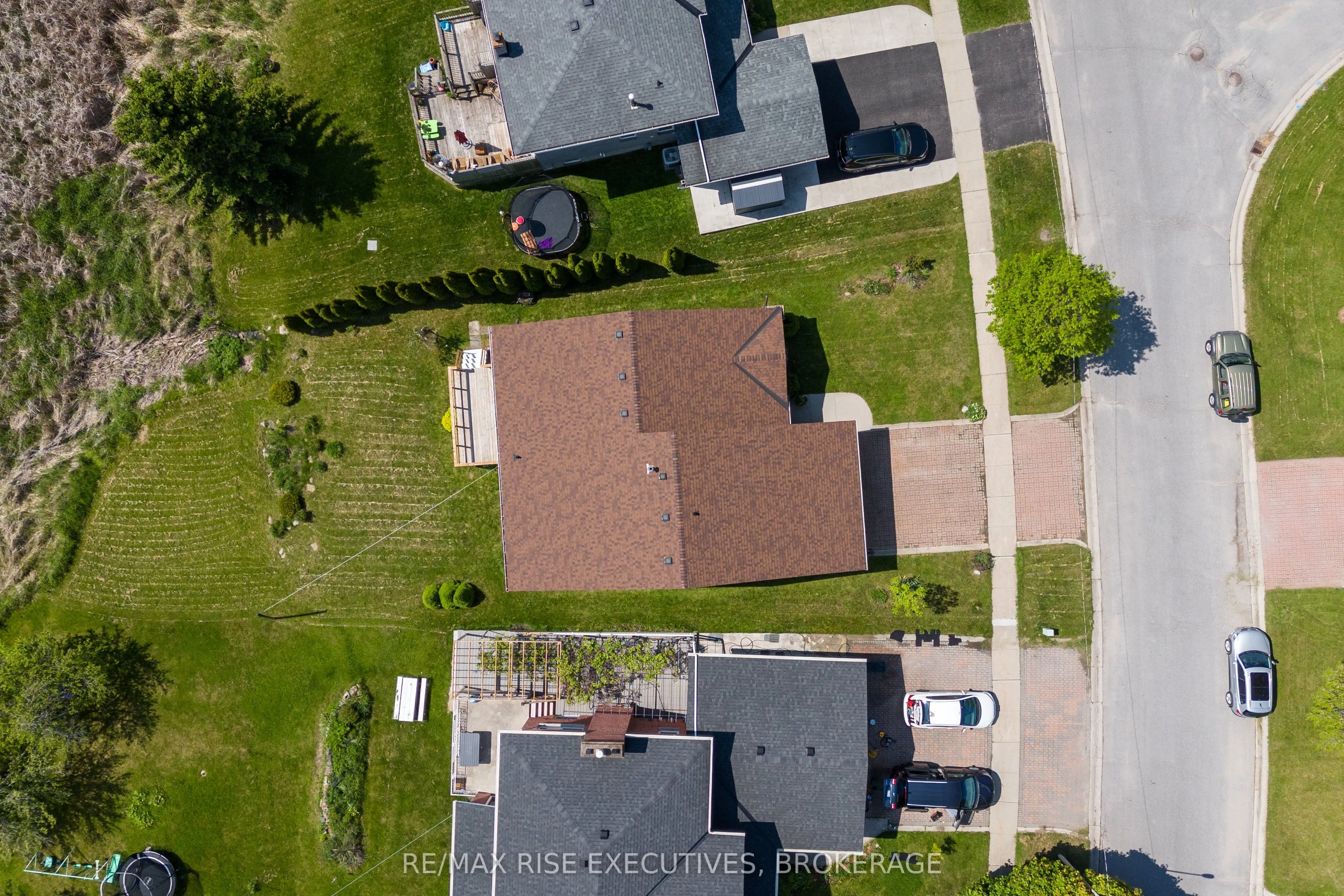 656 Rivermeade Avenue