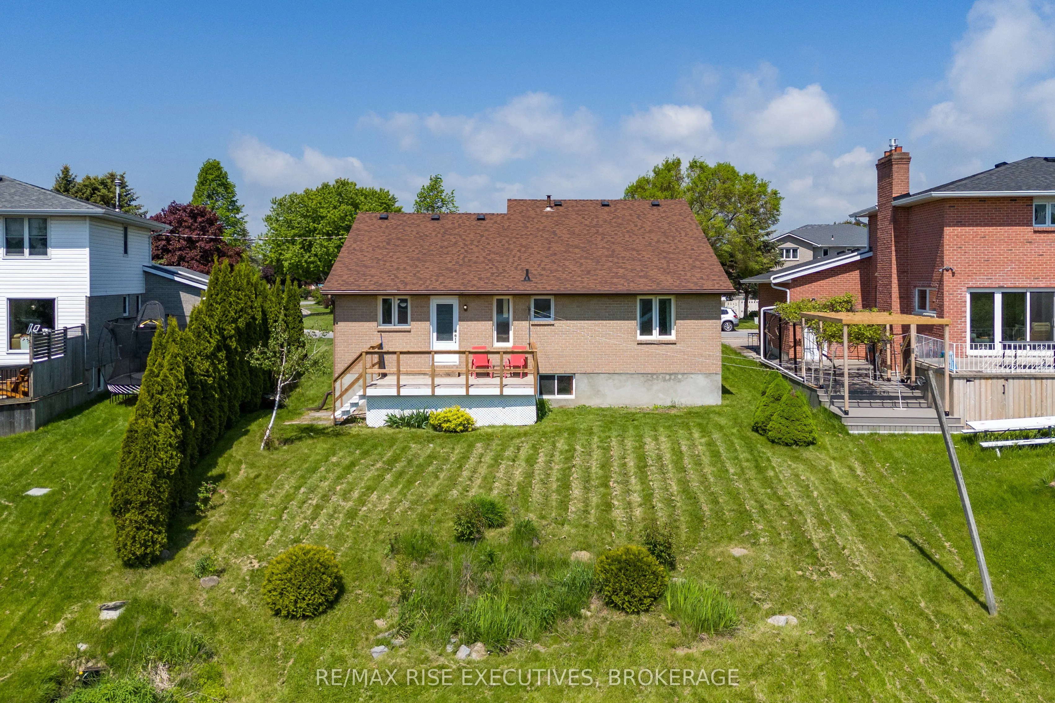 656 Rivermeade Avenue