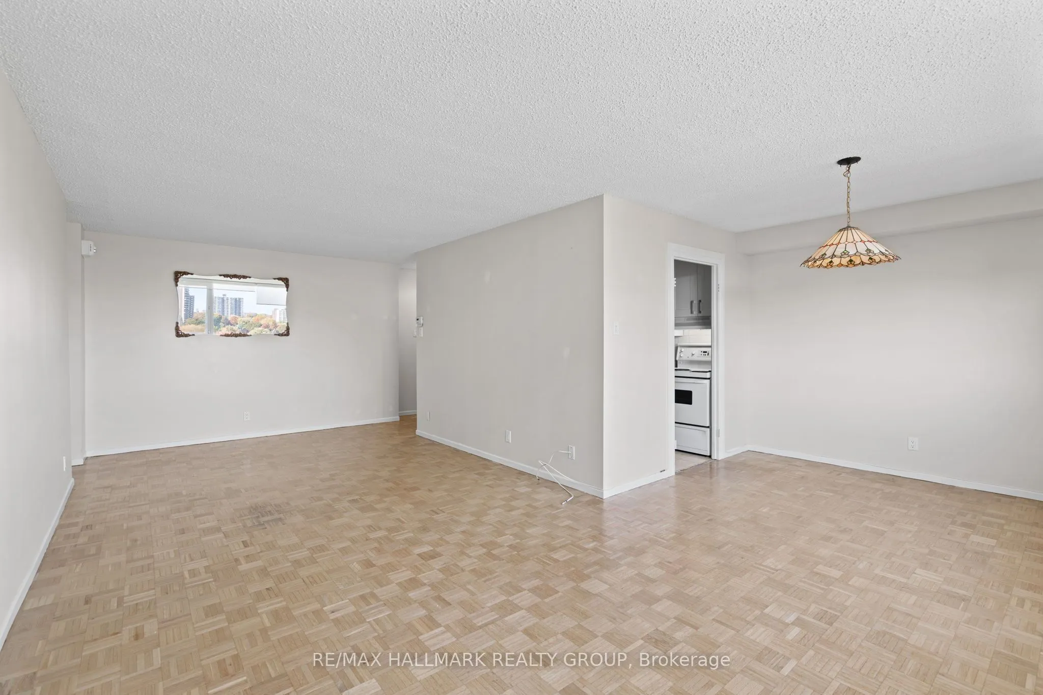 265 Poulin Avenue, #806