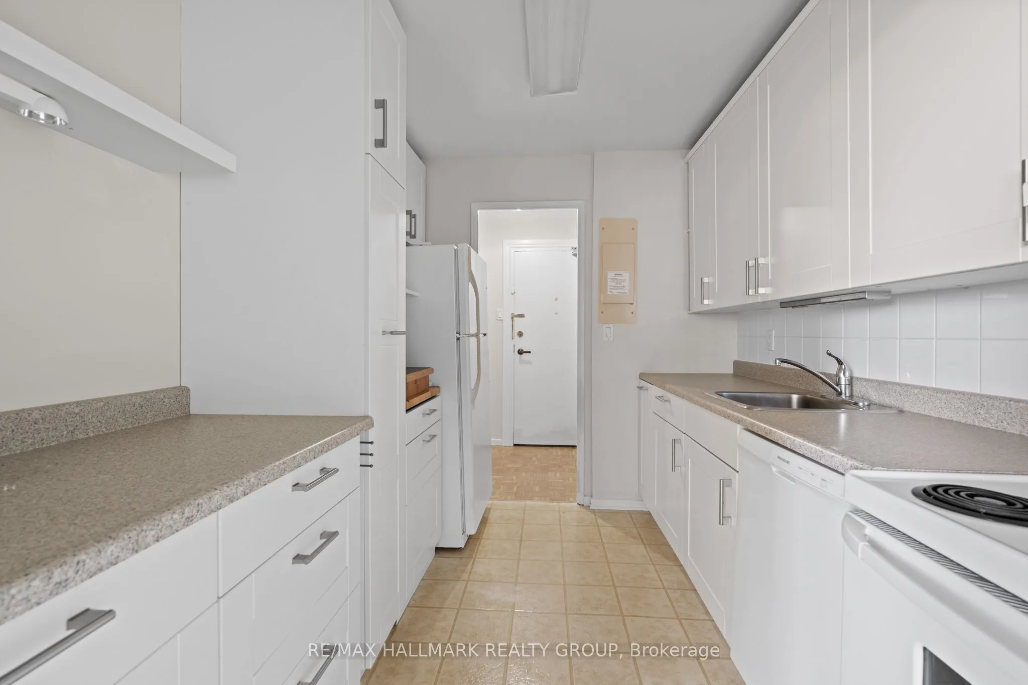 265 Poulin Avenue, #806