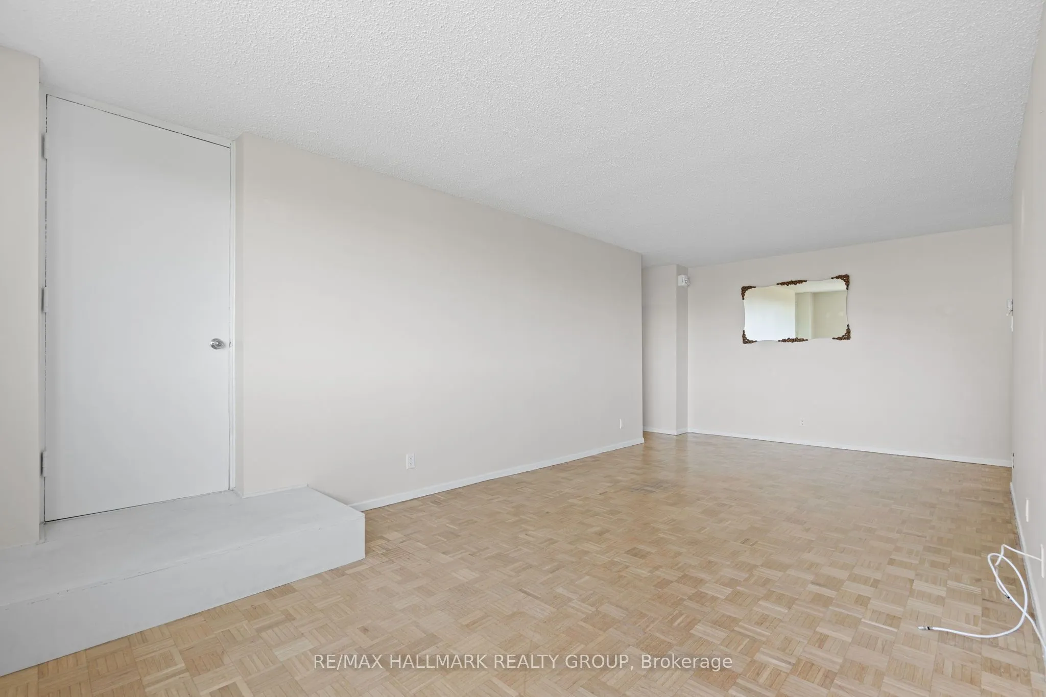 265 Poulin Avenue, #806