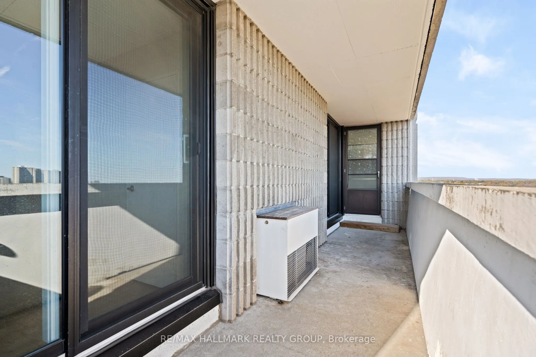265 Poulin Avenue, #806