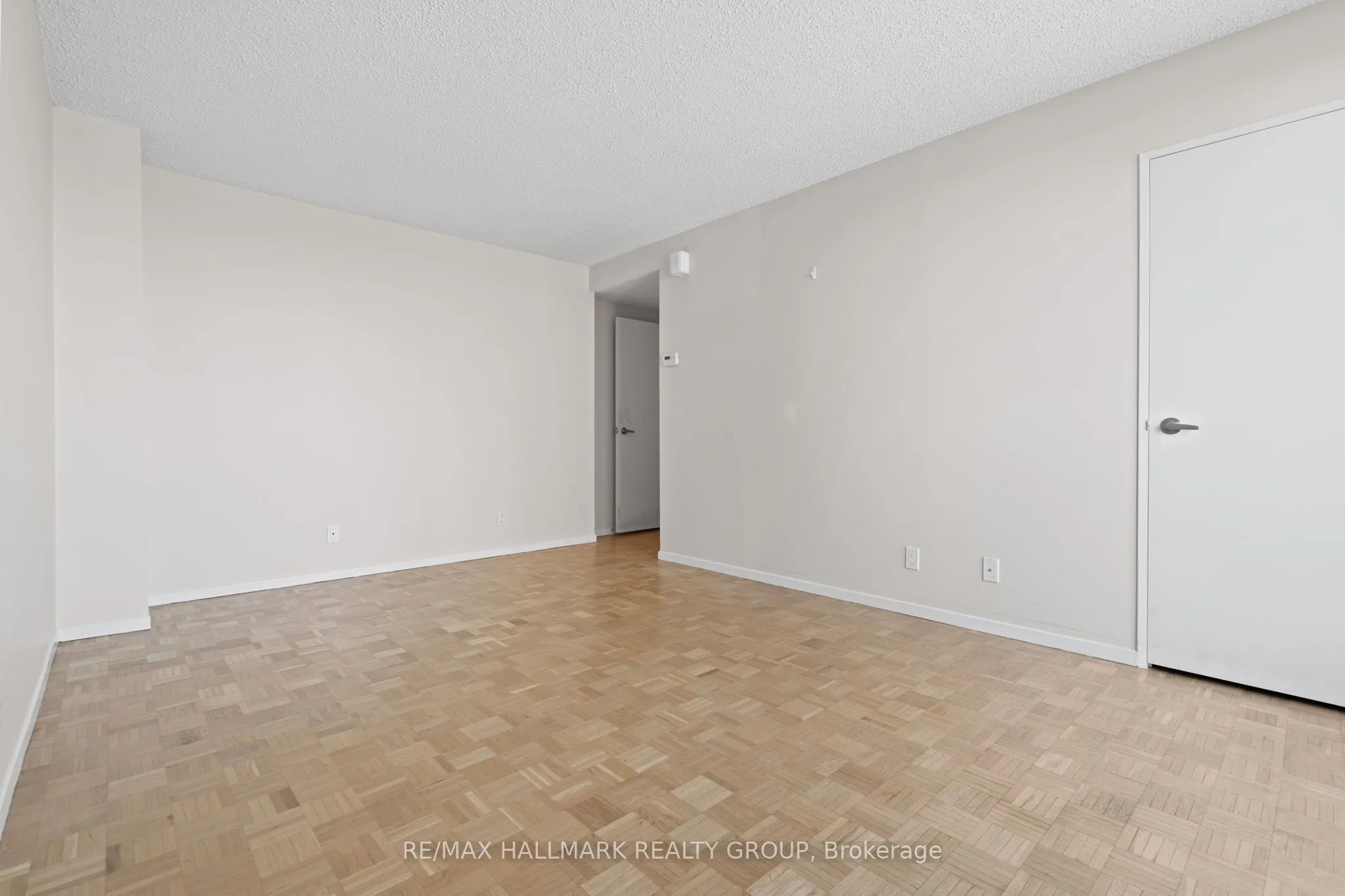 265 Poulin Avenue, #806