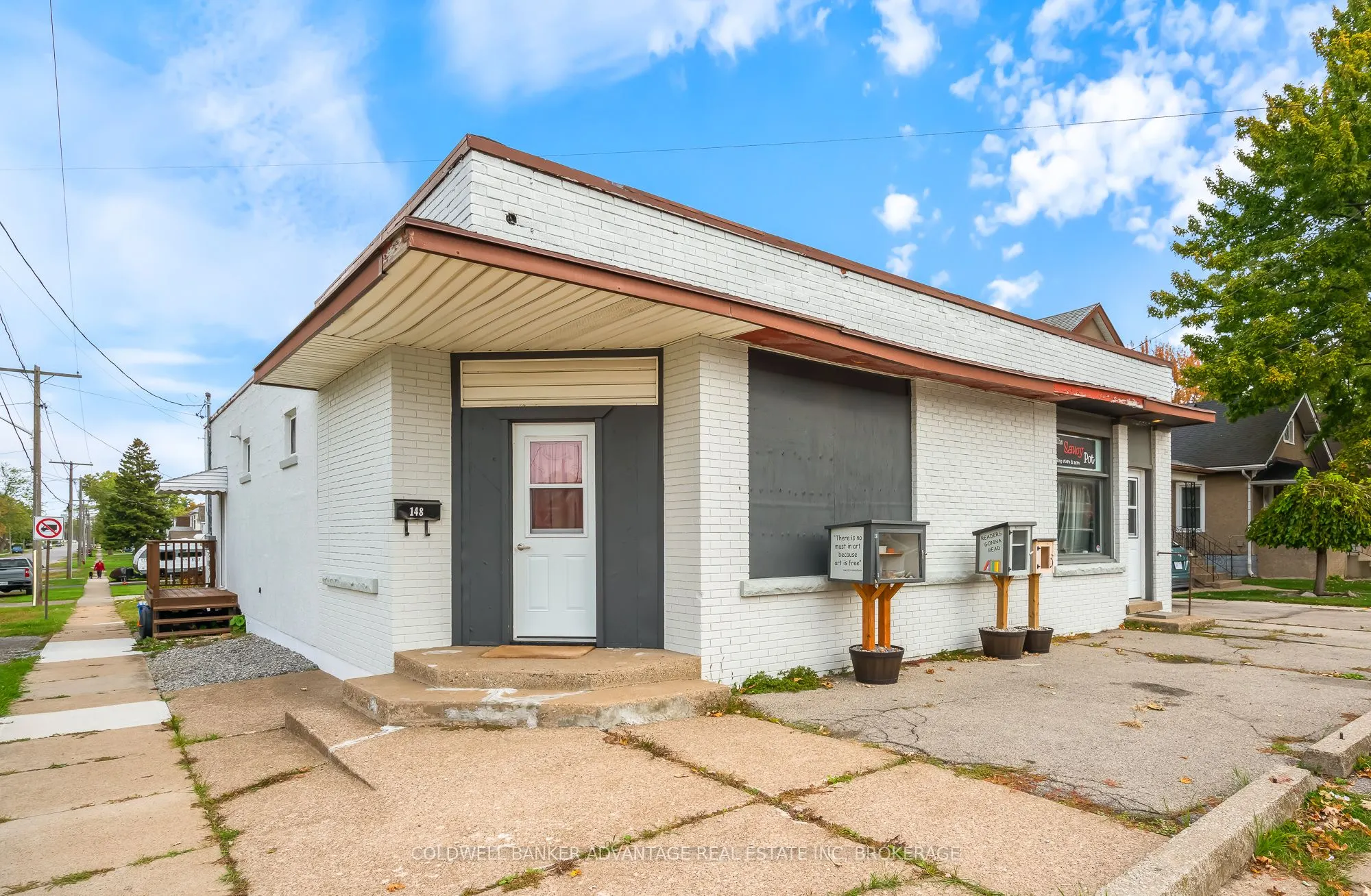 148 KILLALY Street E