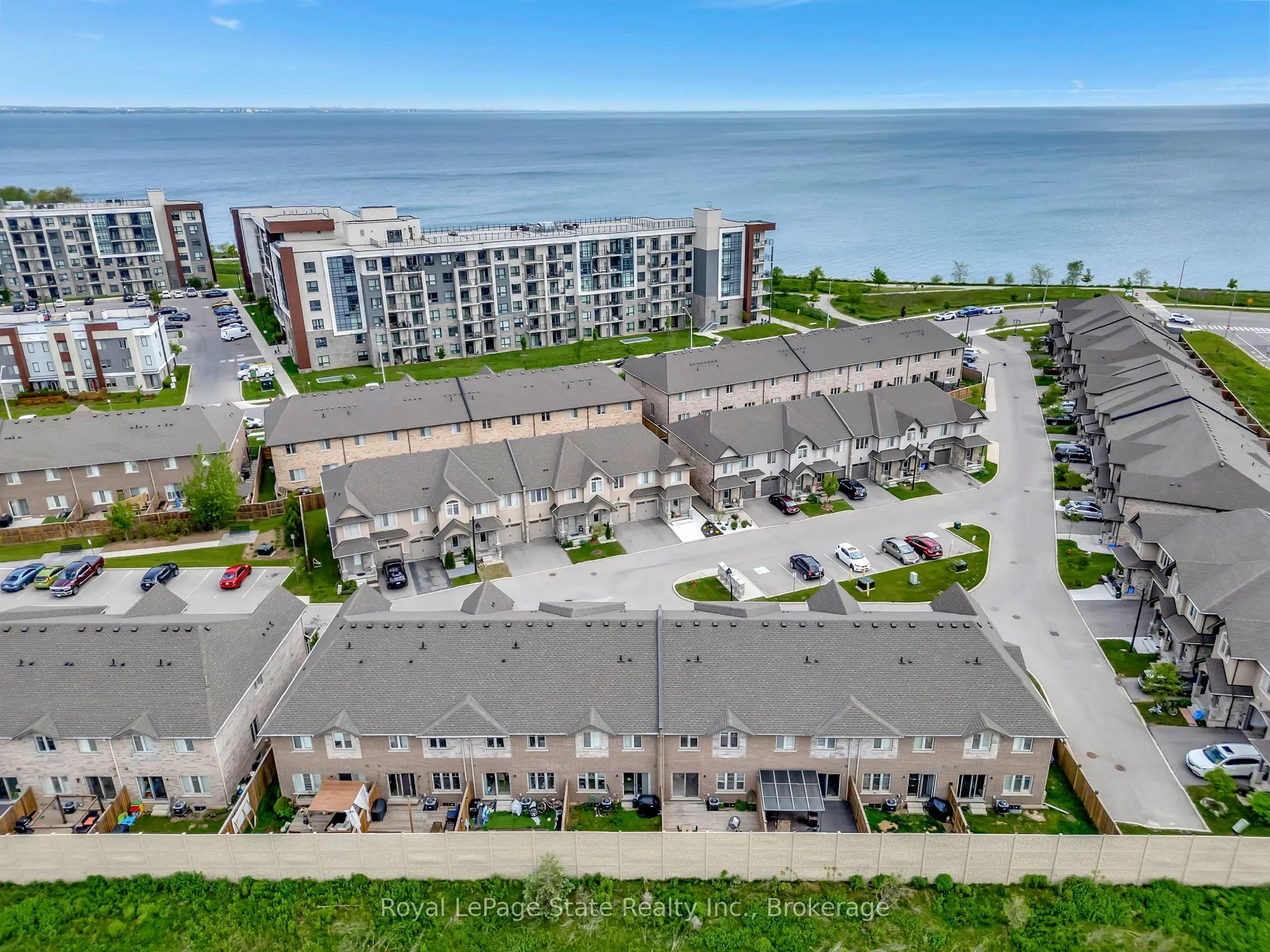 98 Shoreview Place, #18
