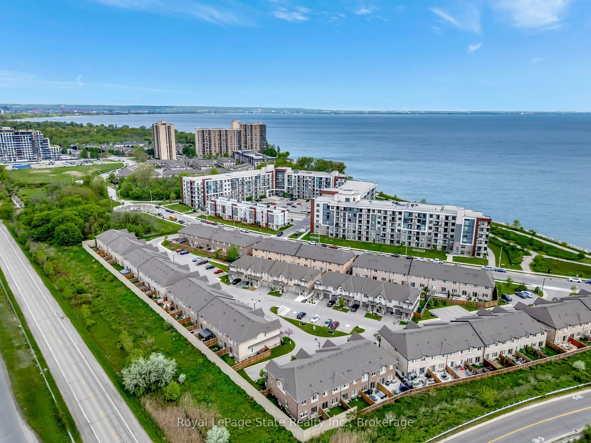 98 Shoreview Place, #18