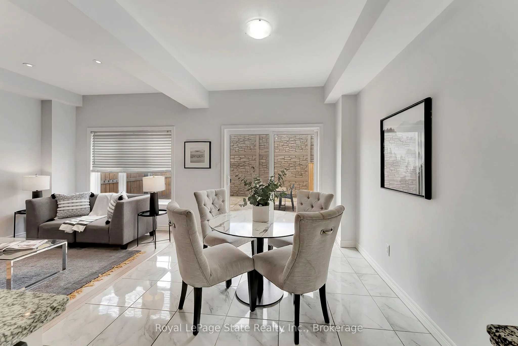 98 Shoreview Place, #18