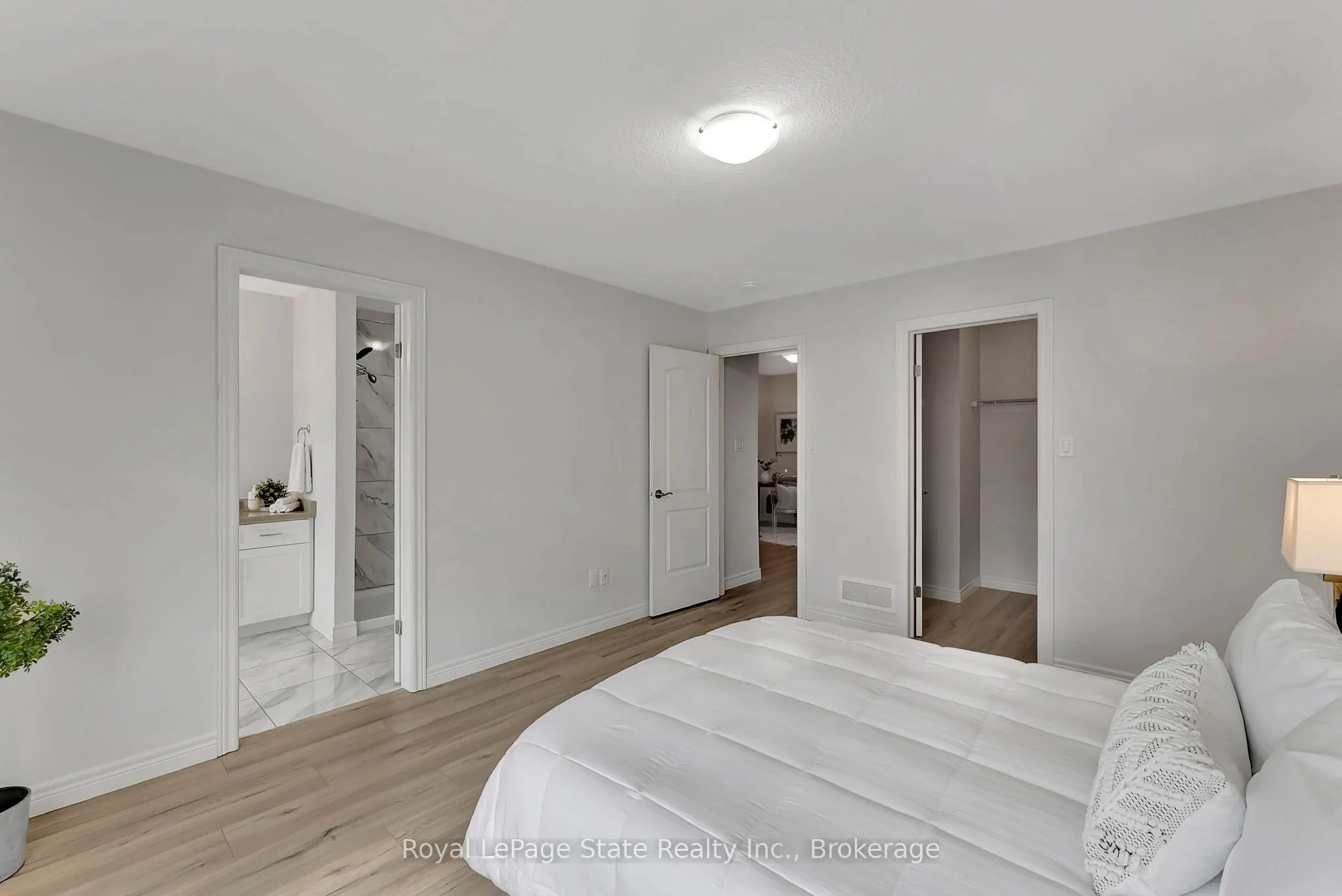 98 Shoreview Place, #18