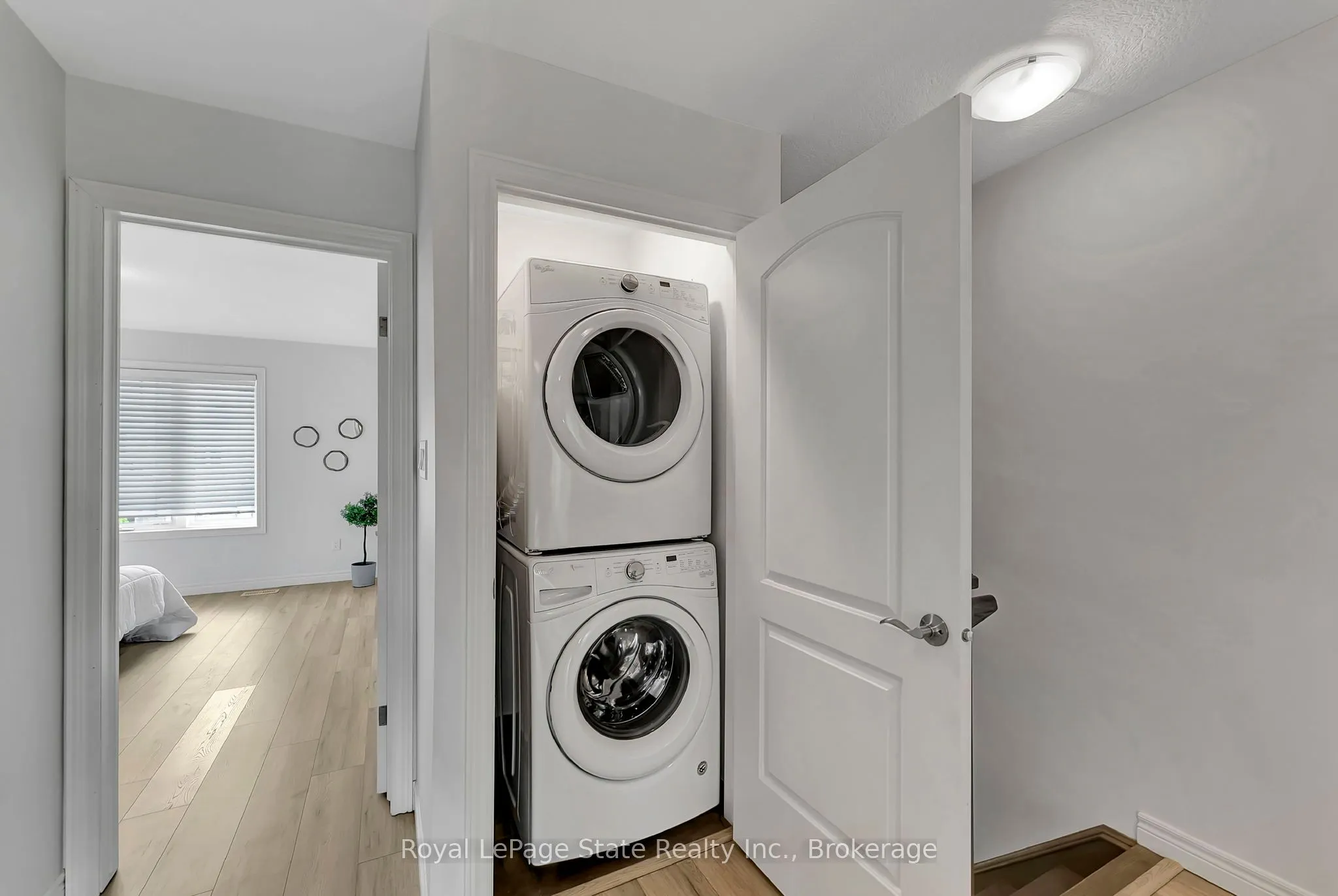 98 Shoreview Place, #18