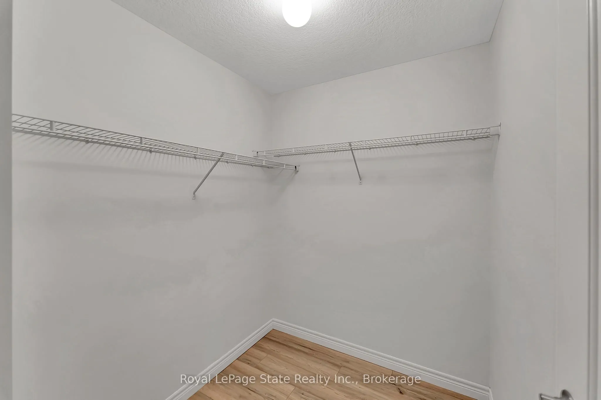 98 Shoreview Place, #18