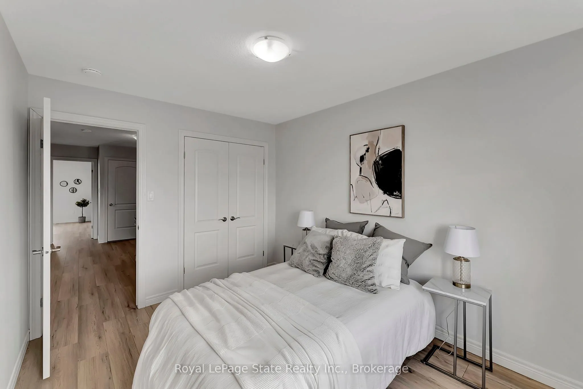 98 Shoreview Place, #18