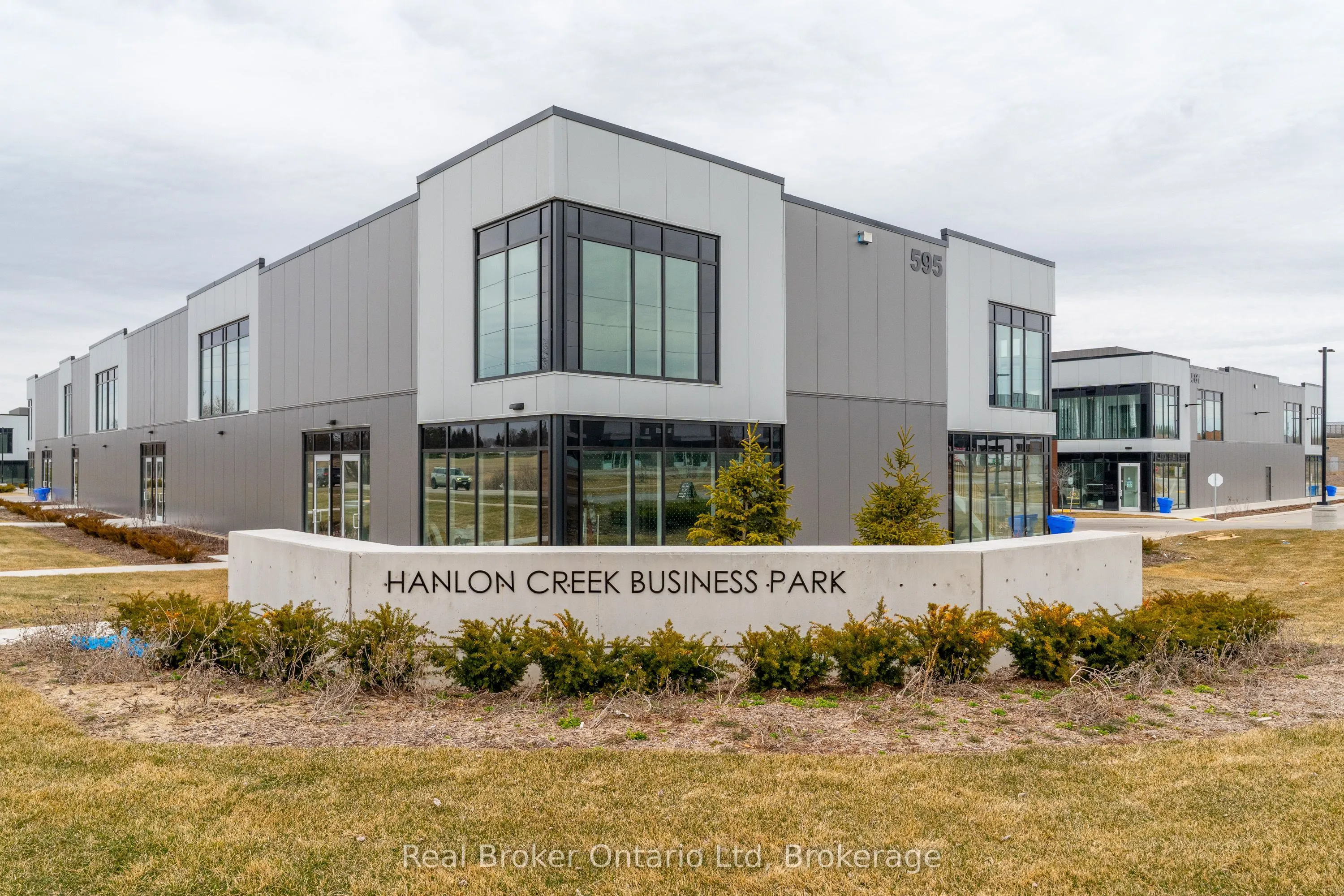 595 Hanlon Creek Boulevard, #1 - Full