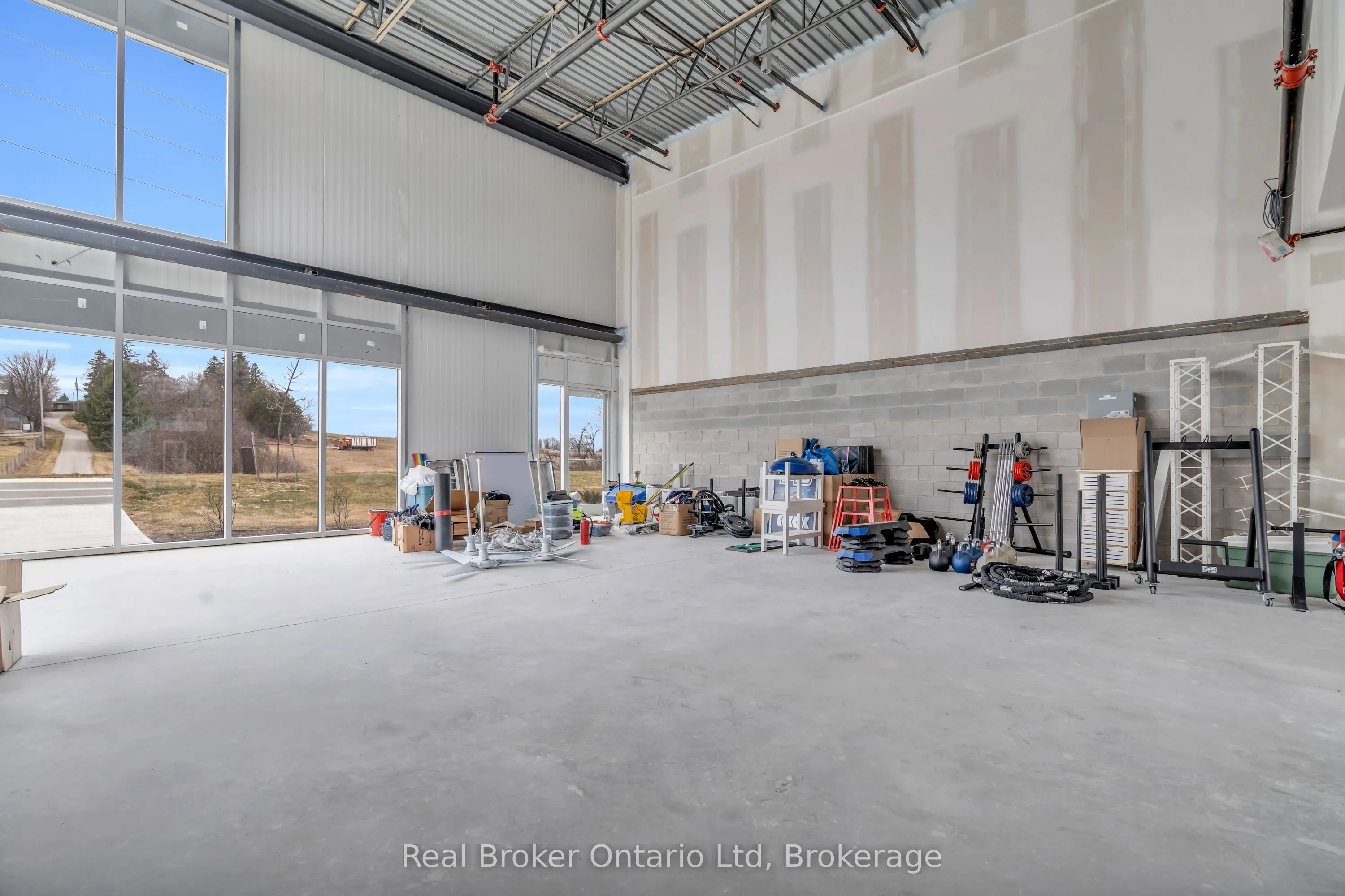 595 Hanlon Creek Boulevard, #1 - Full