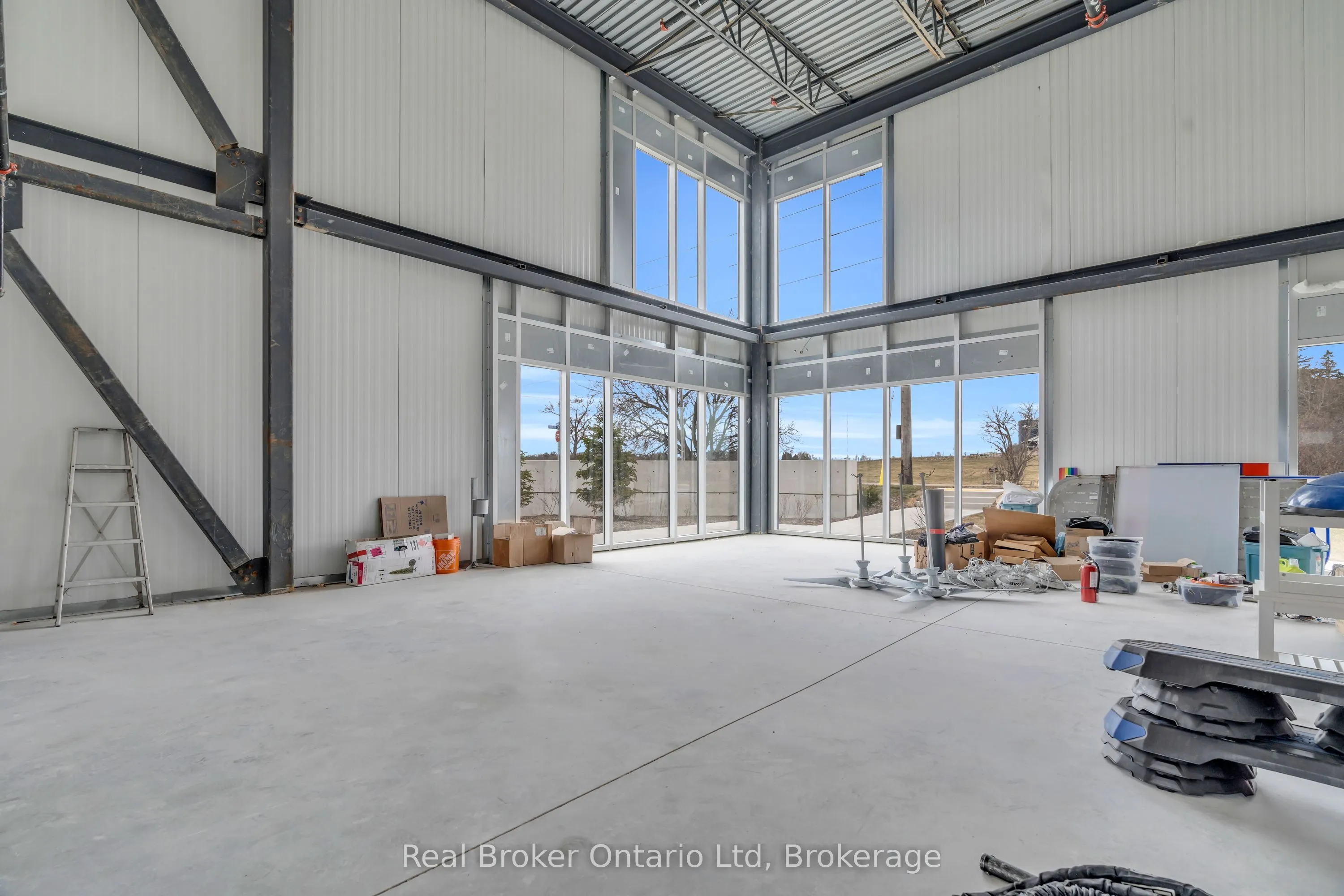595 Hanlon Creek Boulevard, #1 - Full