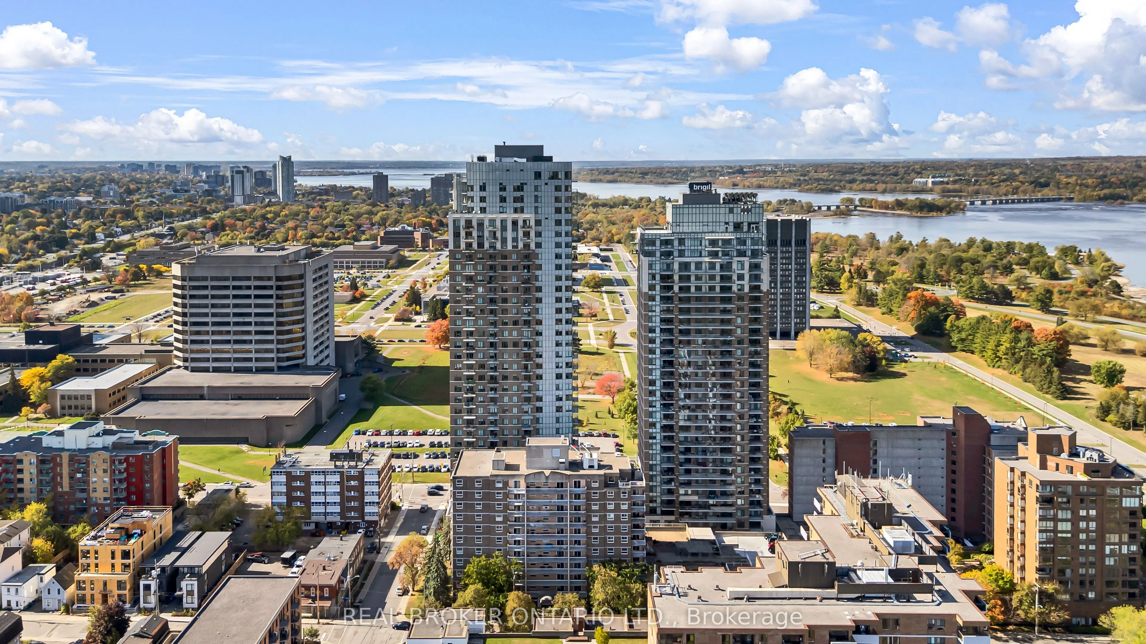 110 Forward Avenue, #209