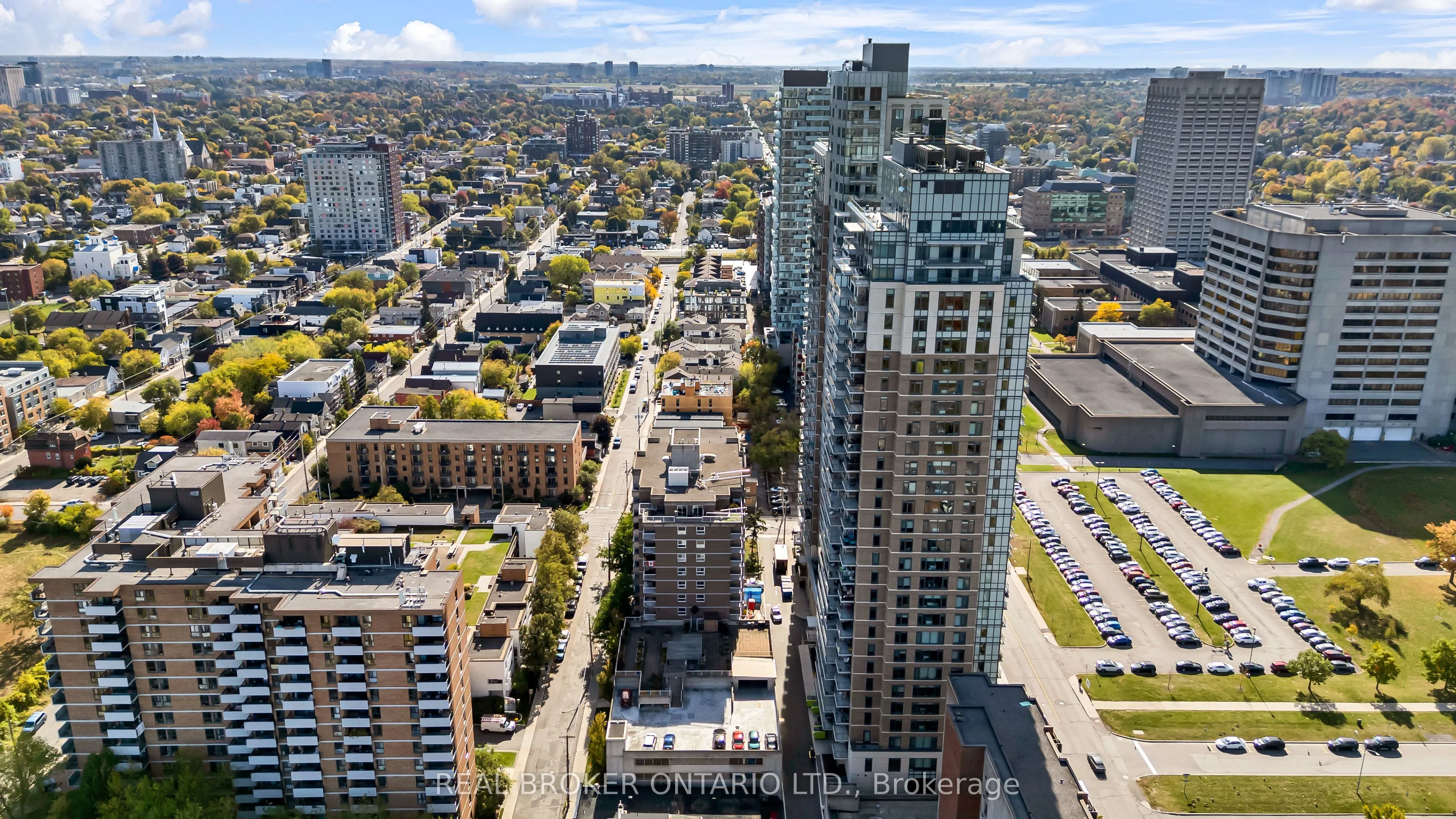 110 Forward Avenue, #209