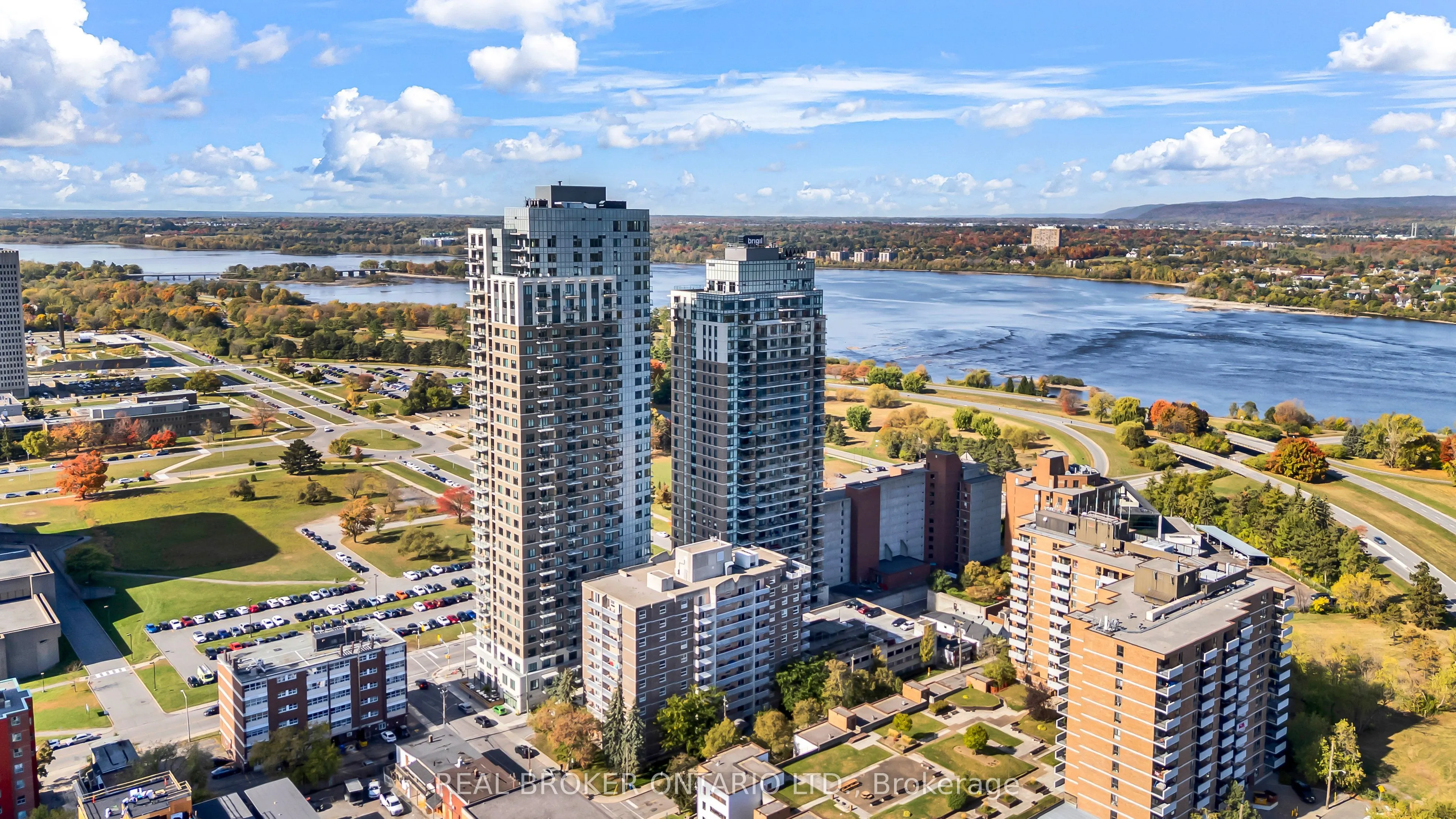 110 Forward Avenue, #209