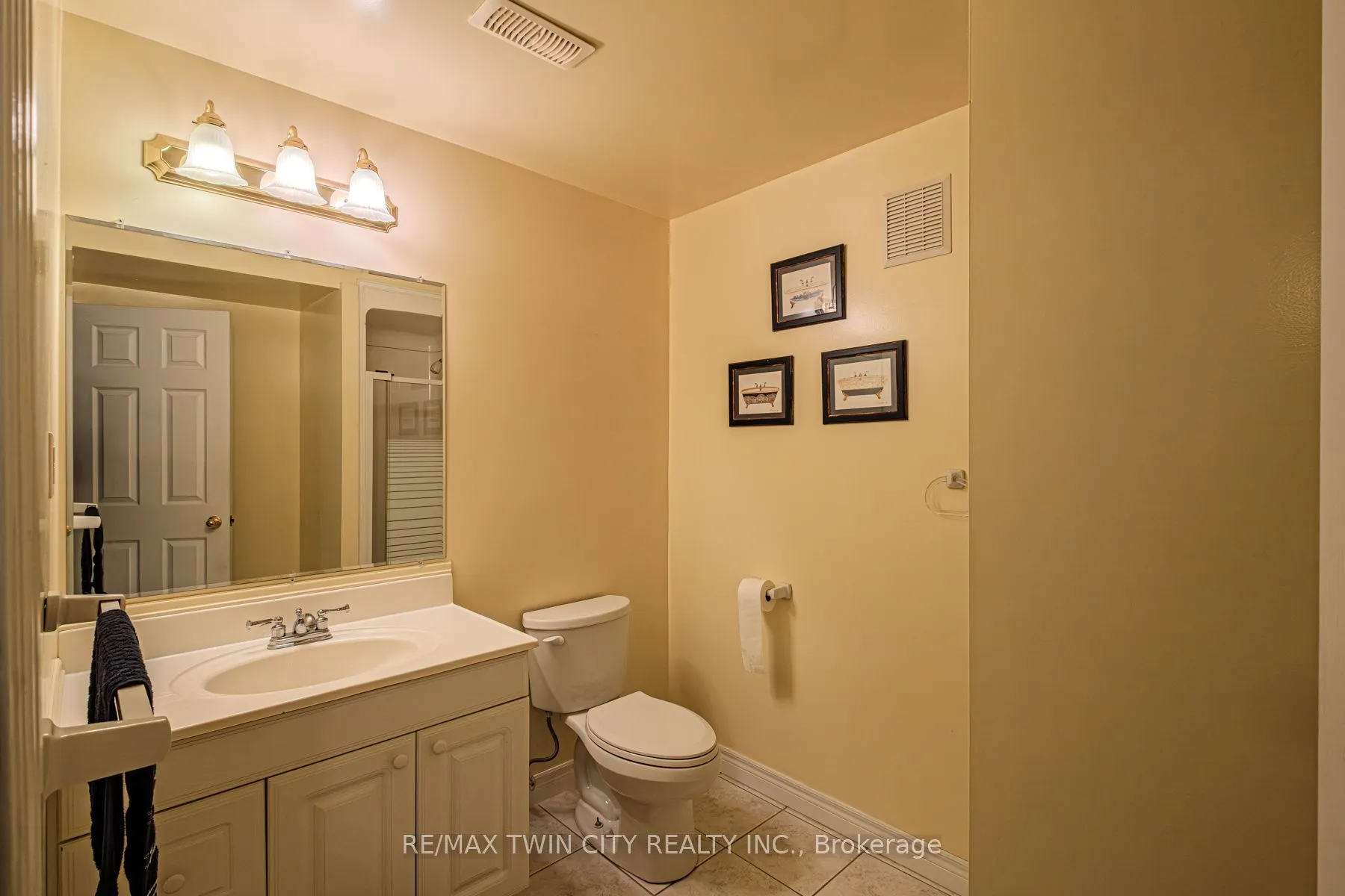 110 Somerset Road W, #9