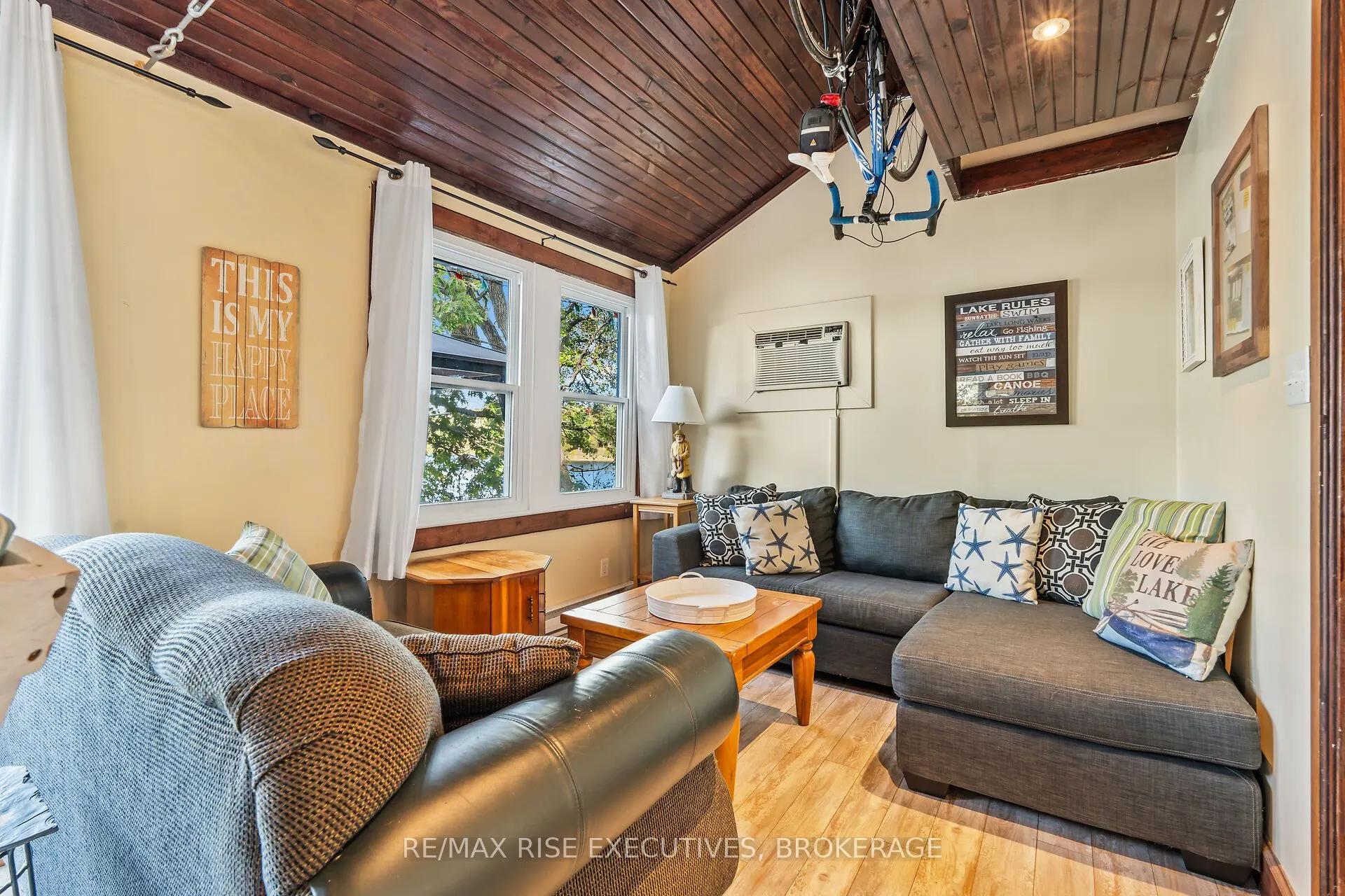 465K Lyndhurst Road