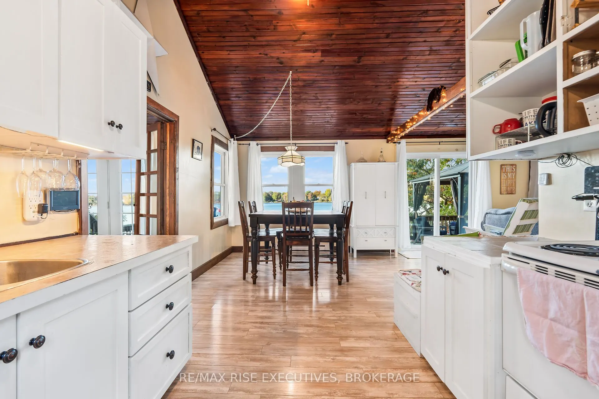 465K Lyndhurst Road