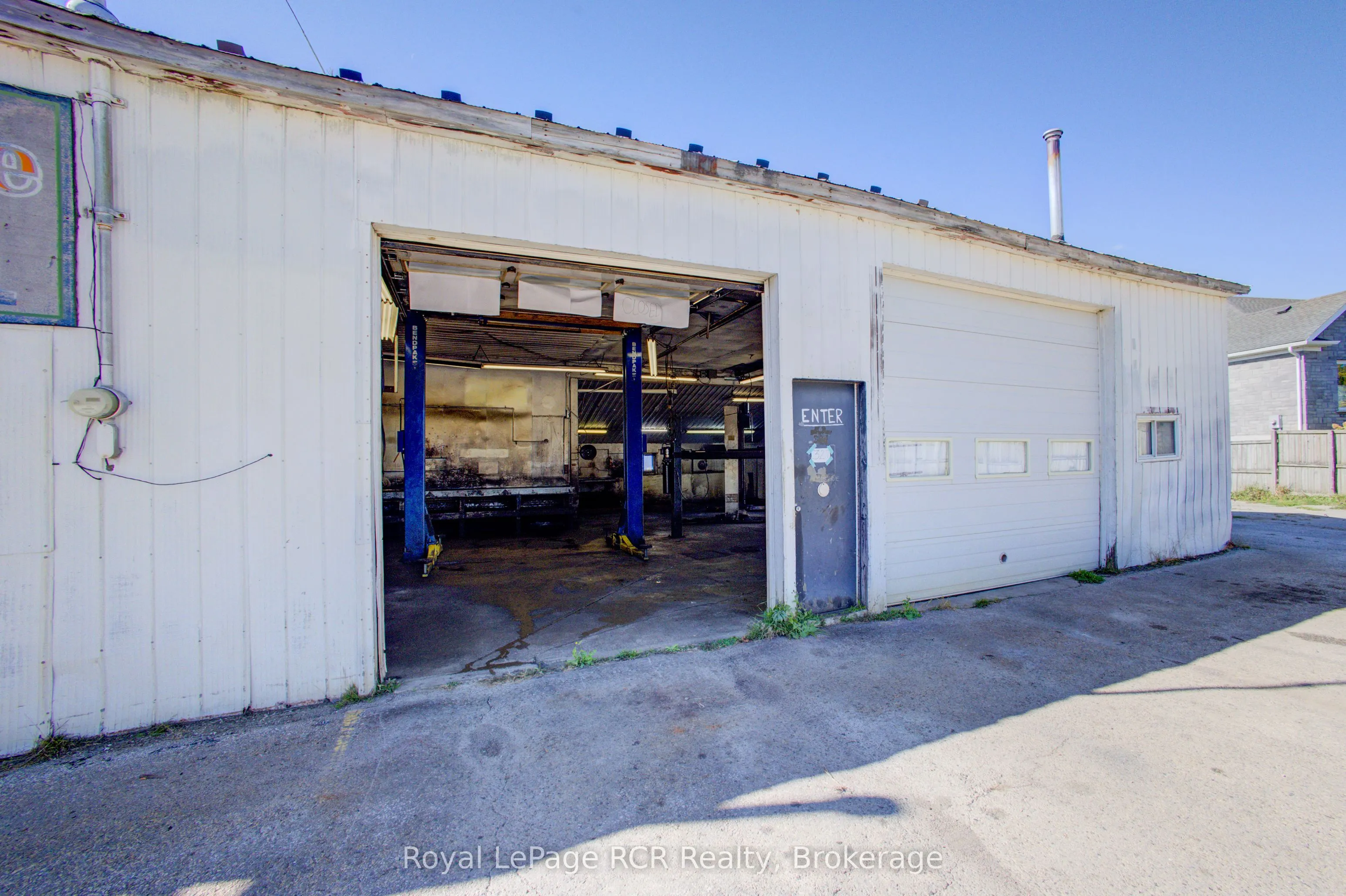 327 Tucker Street