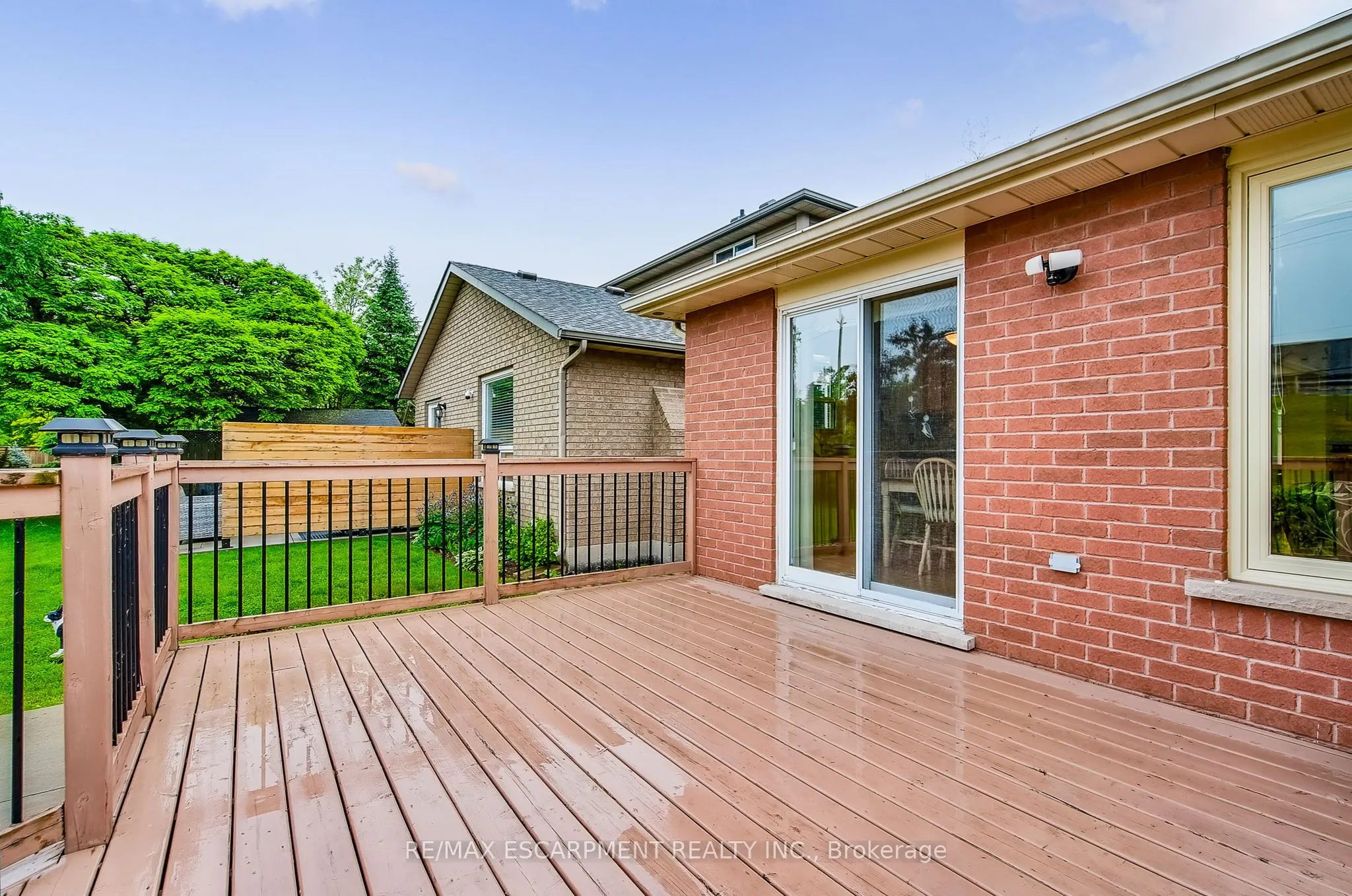 21 RIVIERA Ridge