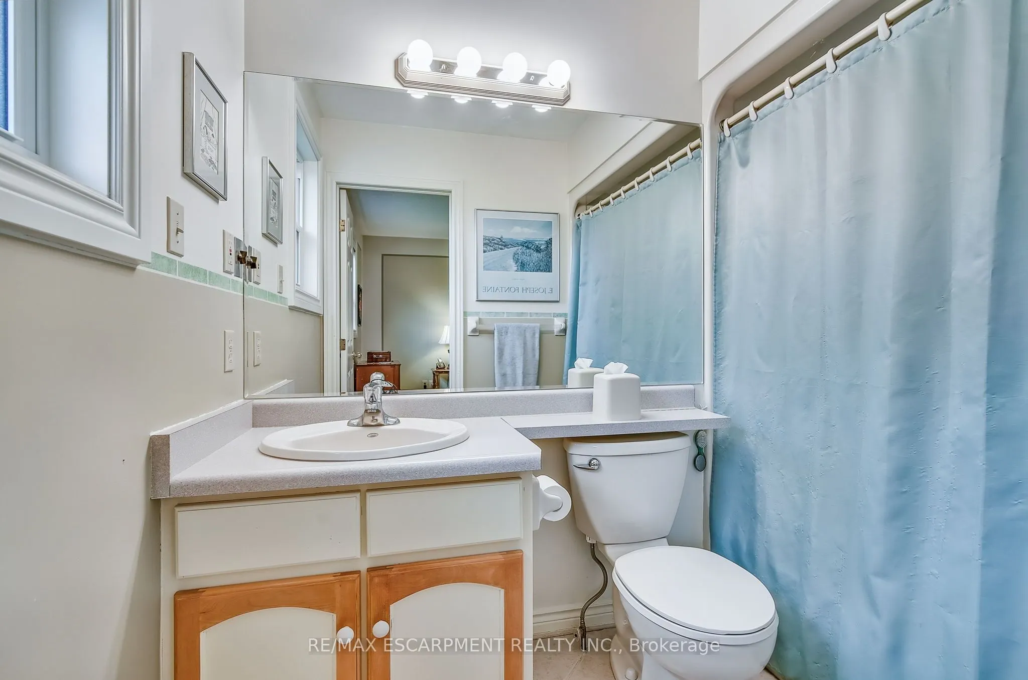 21 RIVIERA Ridge