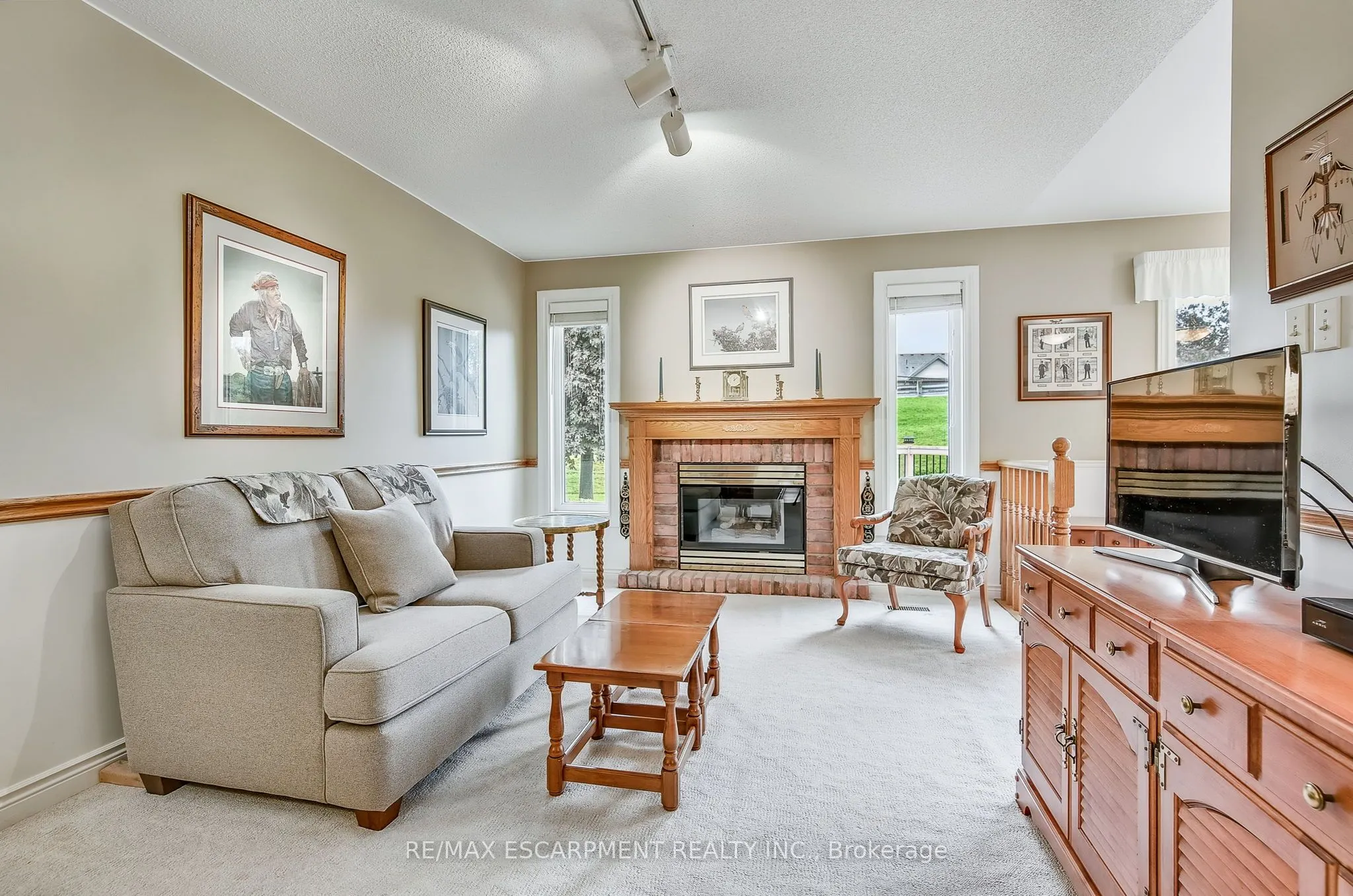 21 RIVIERA Ridge