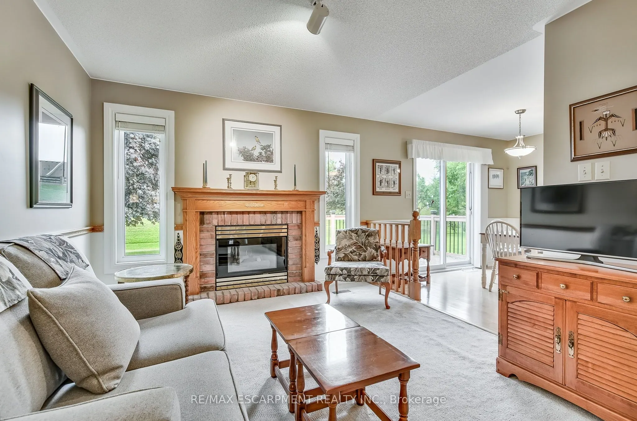 21 RIVIERA Ridge