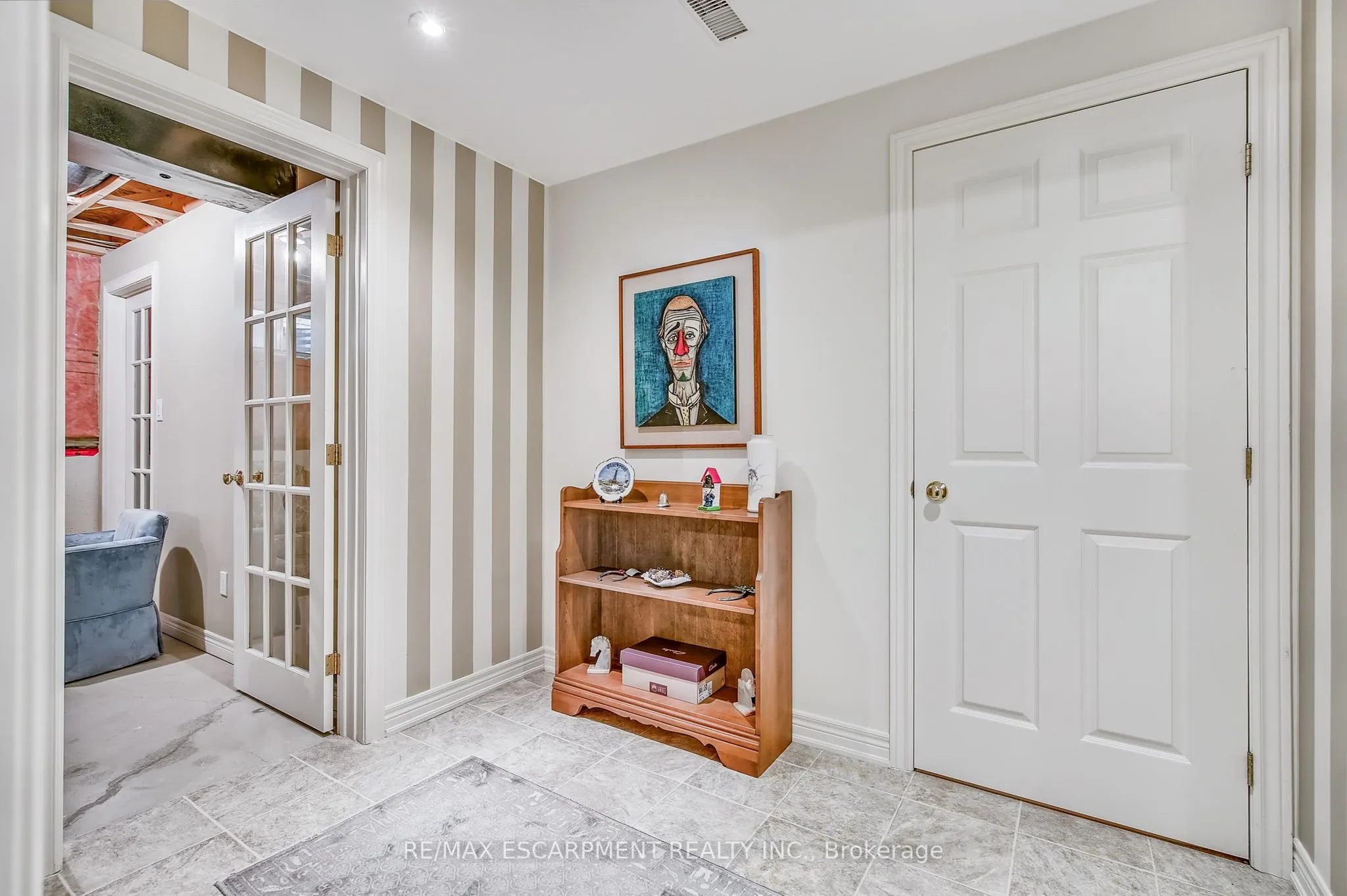 21 RIVIERA Ridge