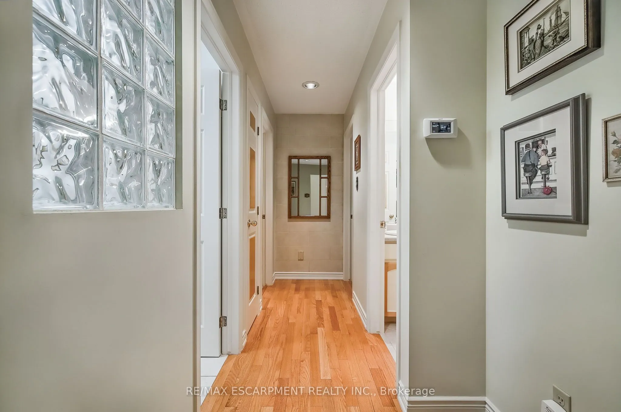 21 RIVIERA Ridge