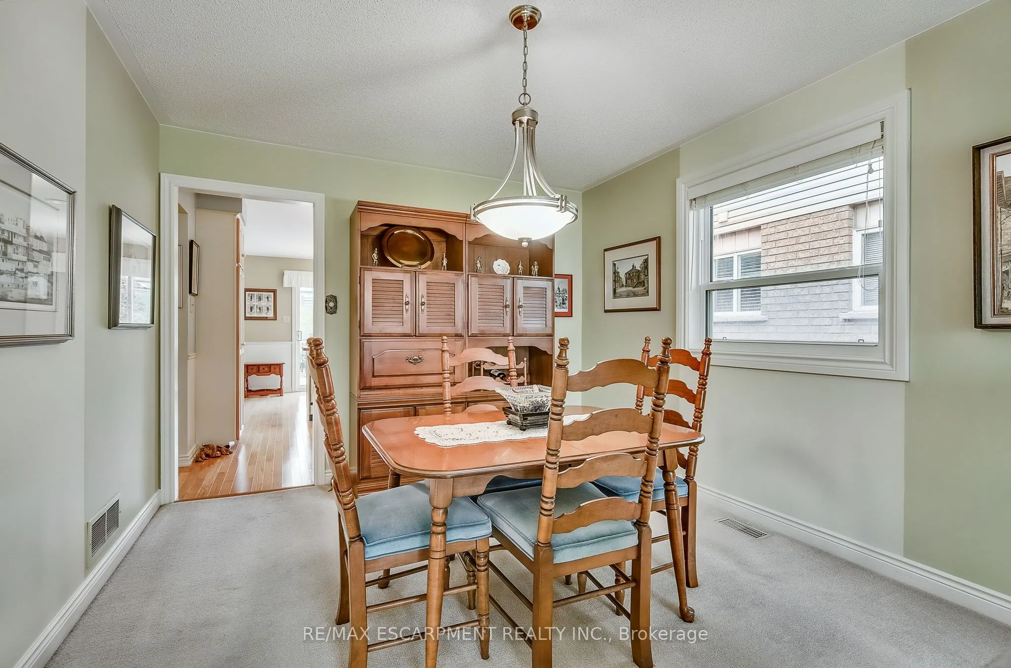 21 RIVIERA Ridge