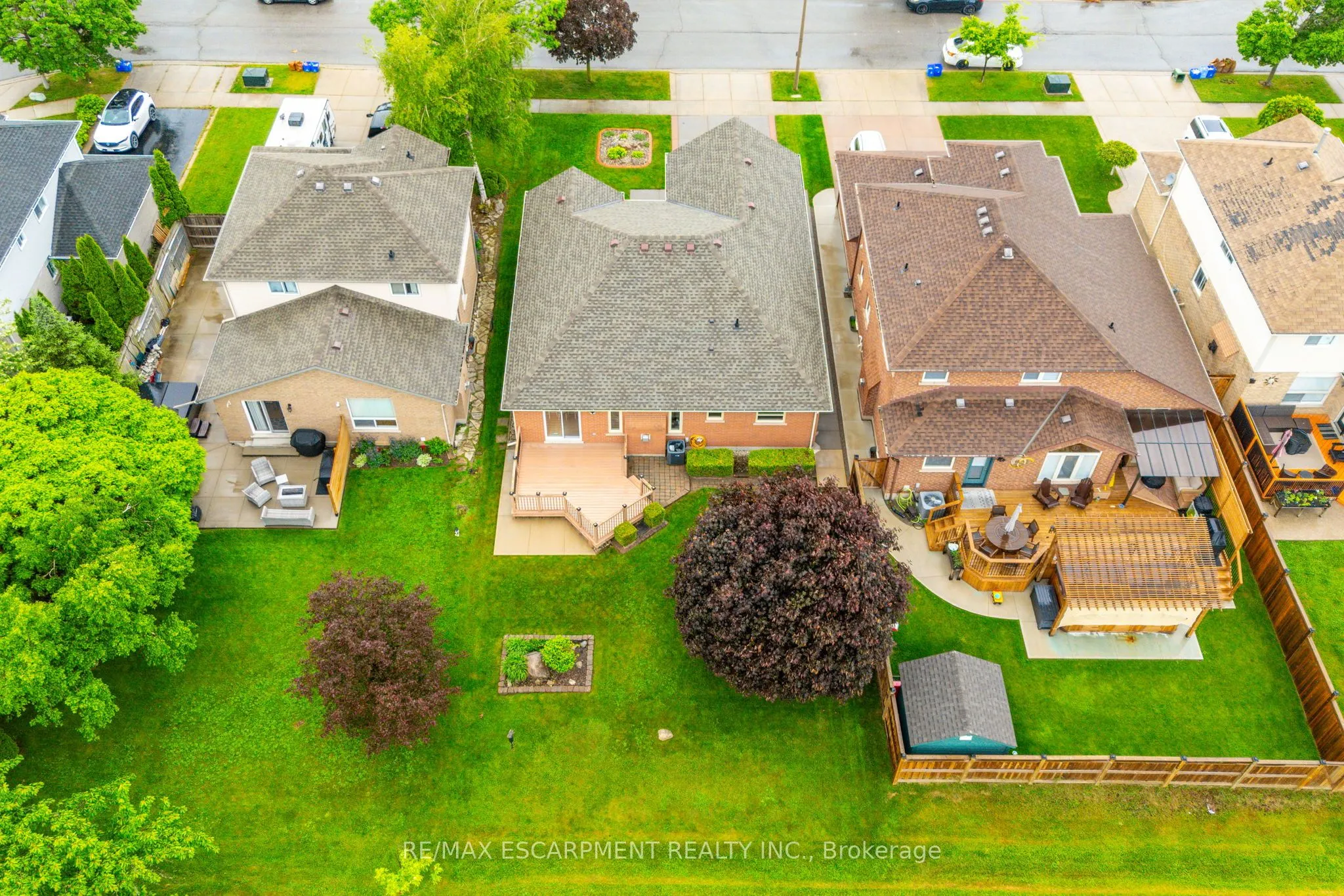 21 RIVIERA Ridge