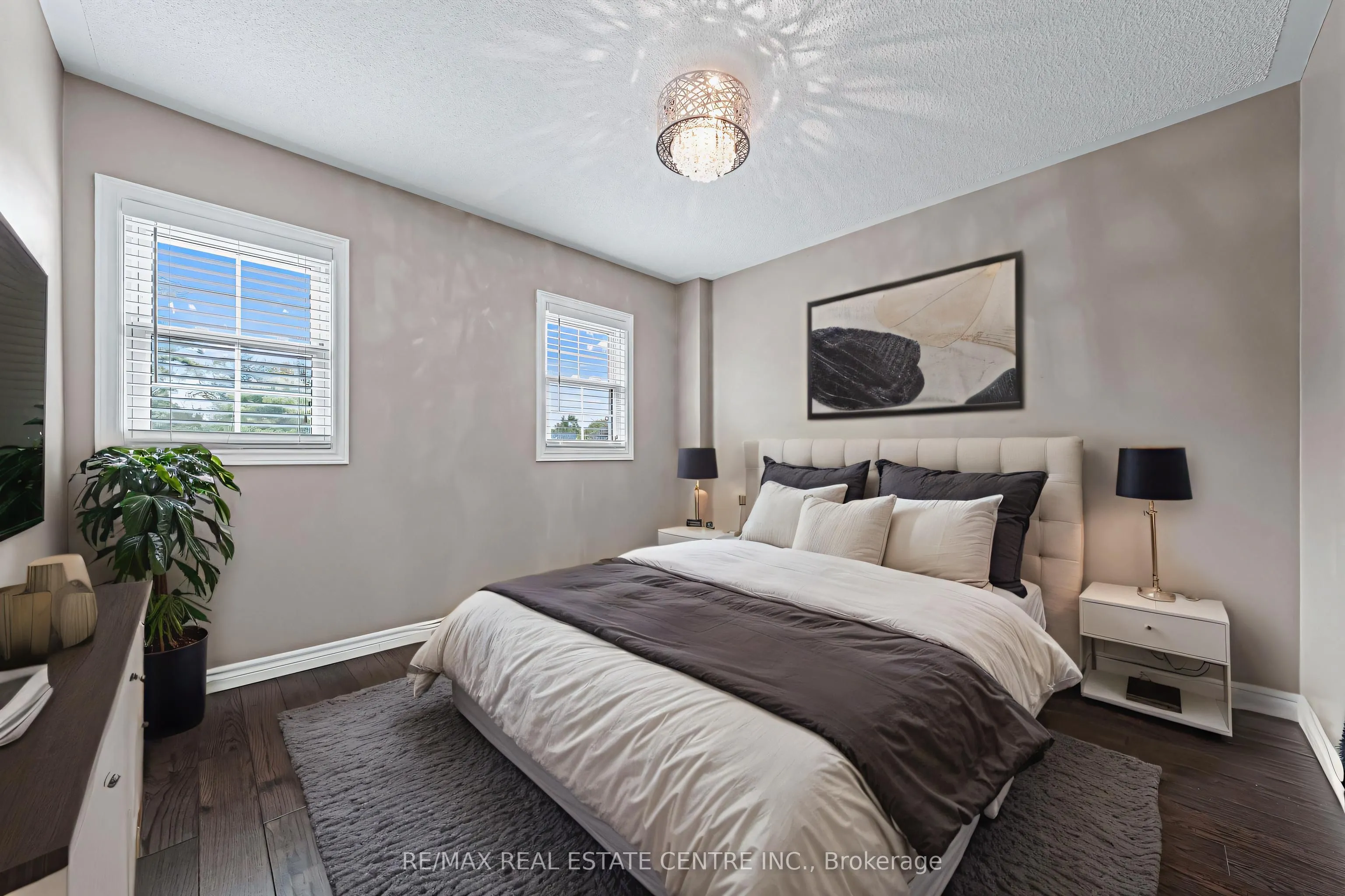 163 GLENVALLEY Drive