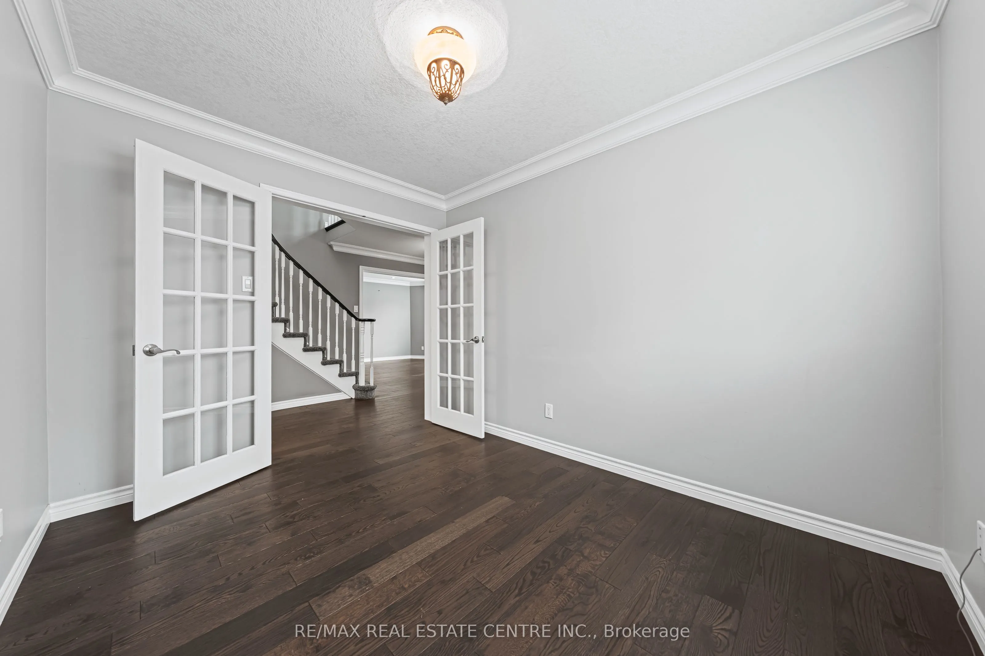 163 GLENVALLEY Drive