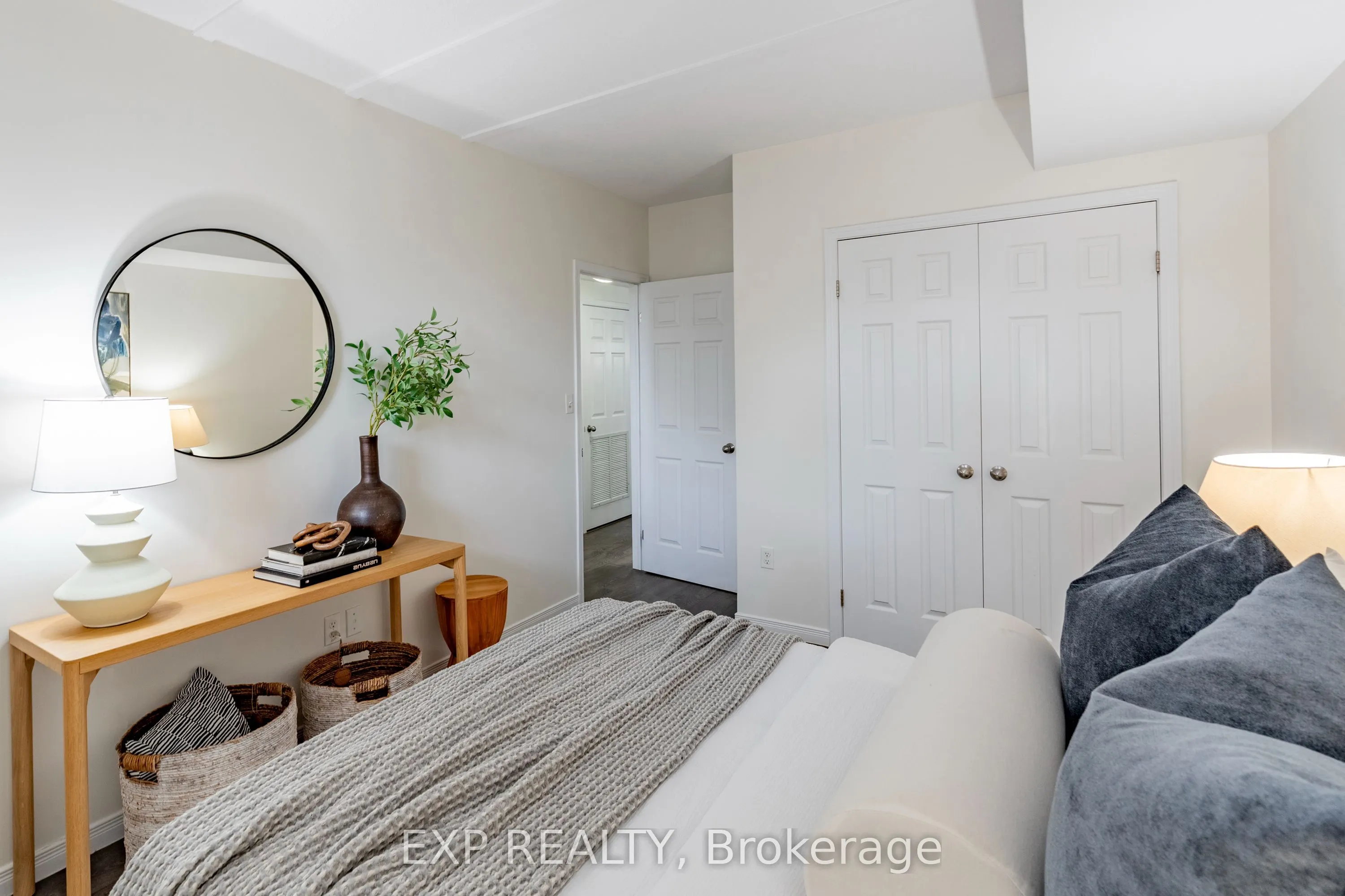 1662 Fischer Hallman Road, #18