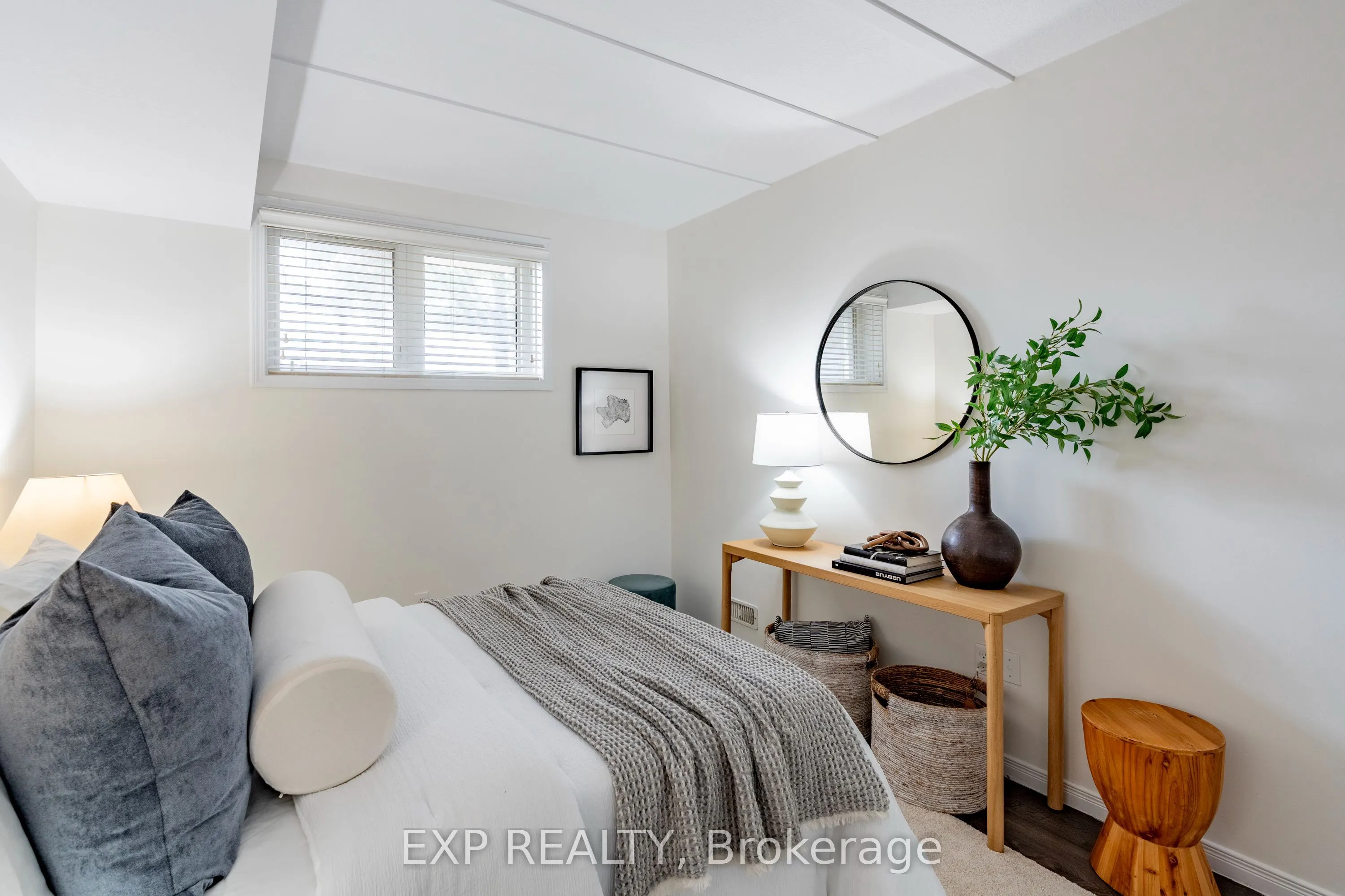 1662 Fischer Hallman Road, #18