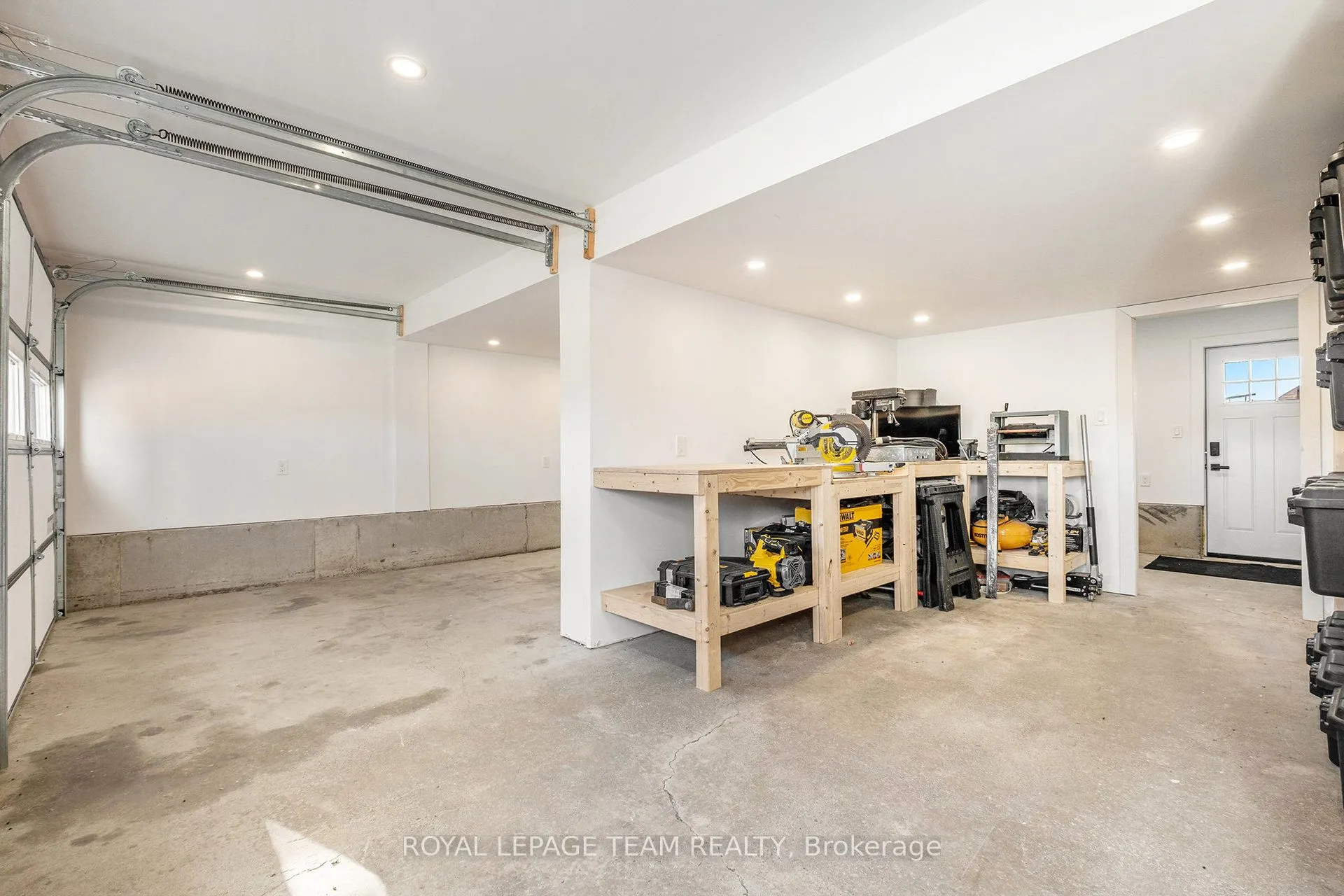 1421 Stone Road