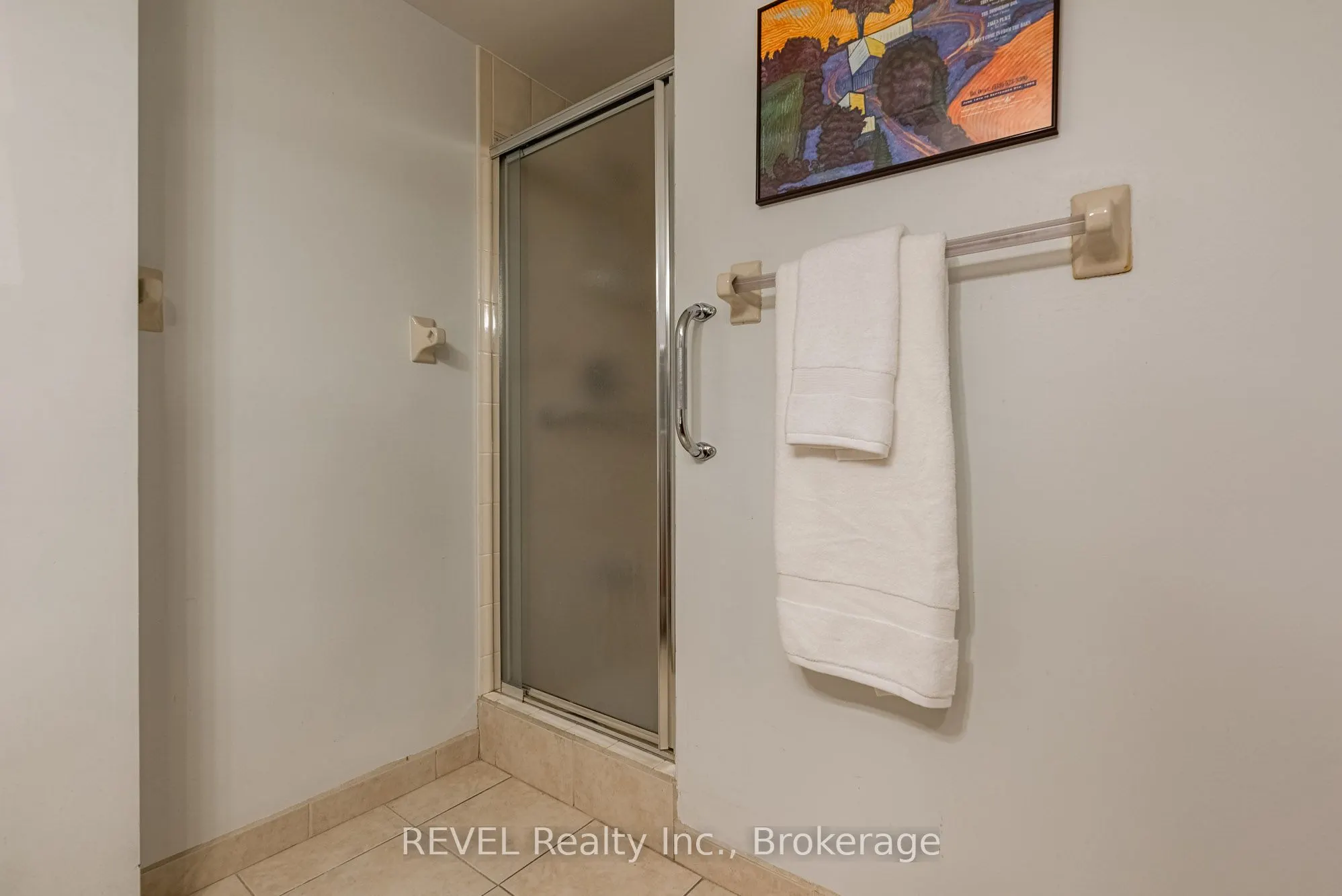 7 GALE Crescent, #PH 4