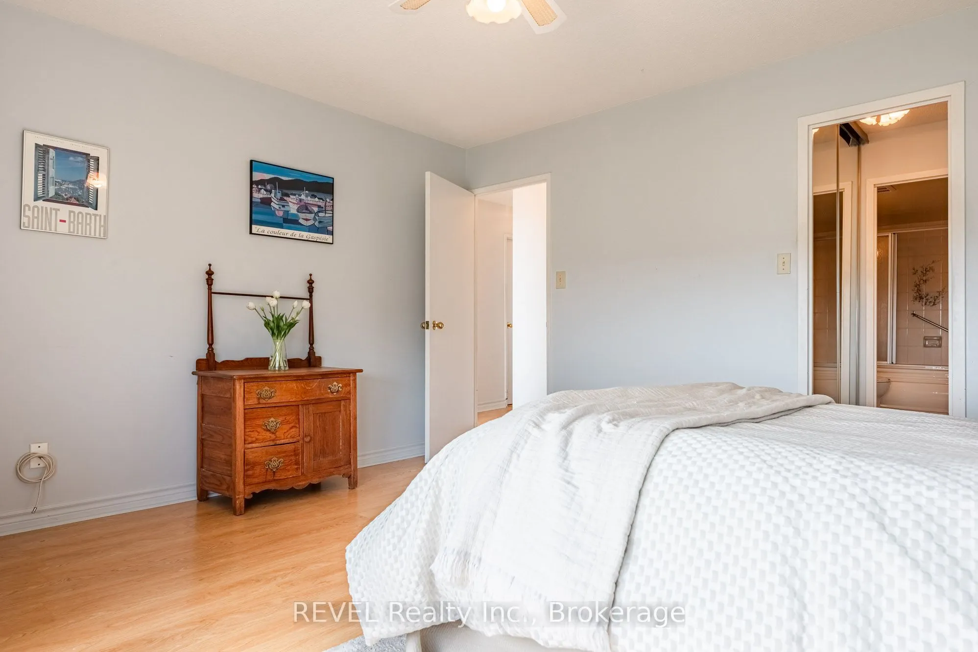 7 GALE Crescent, #PH 4