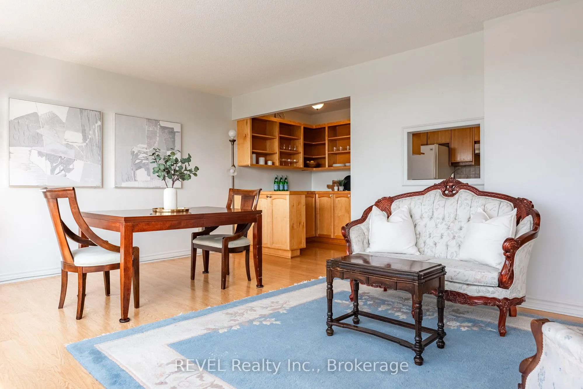 7 GALE Crescent, #PH 4