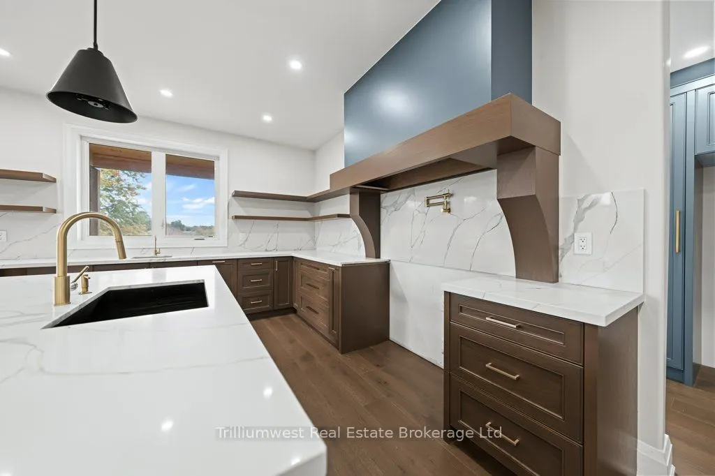 47 Whitcombe Way