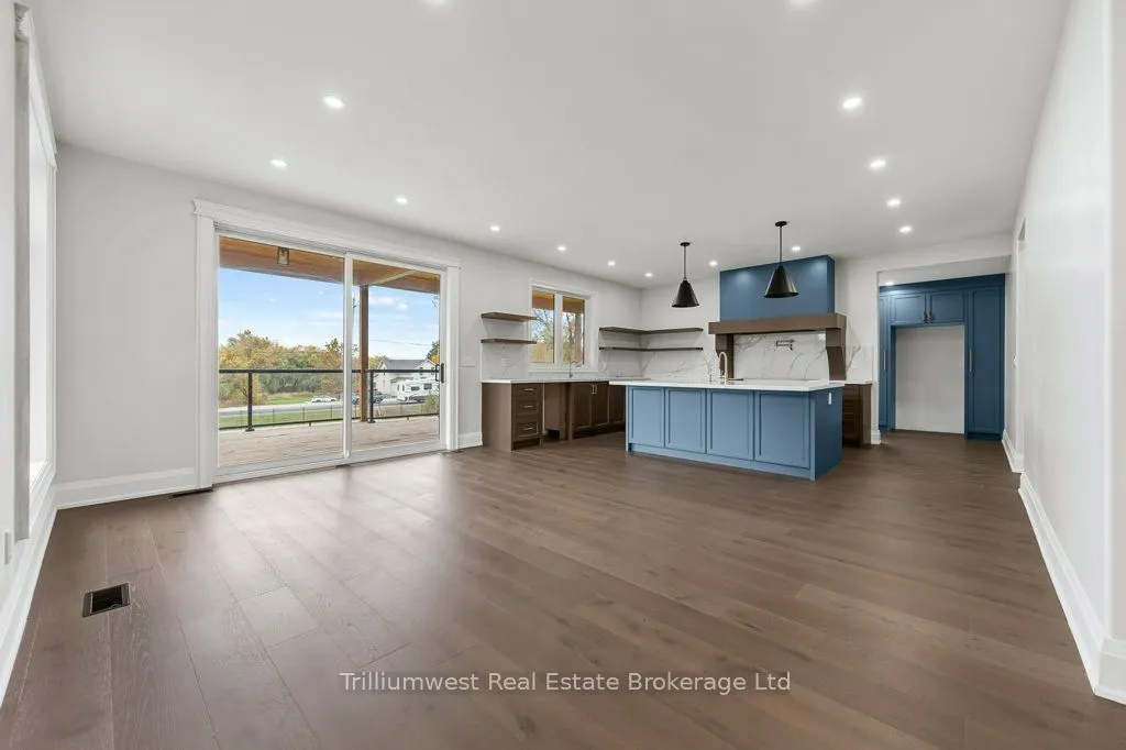 47 Whitcombe Way