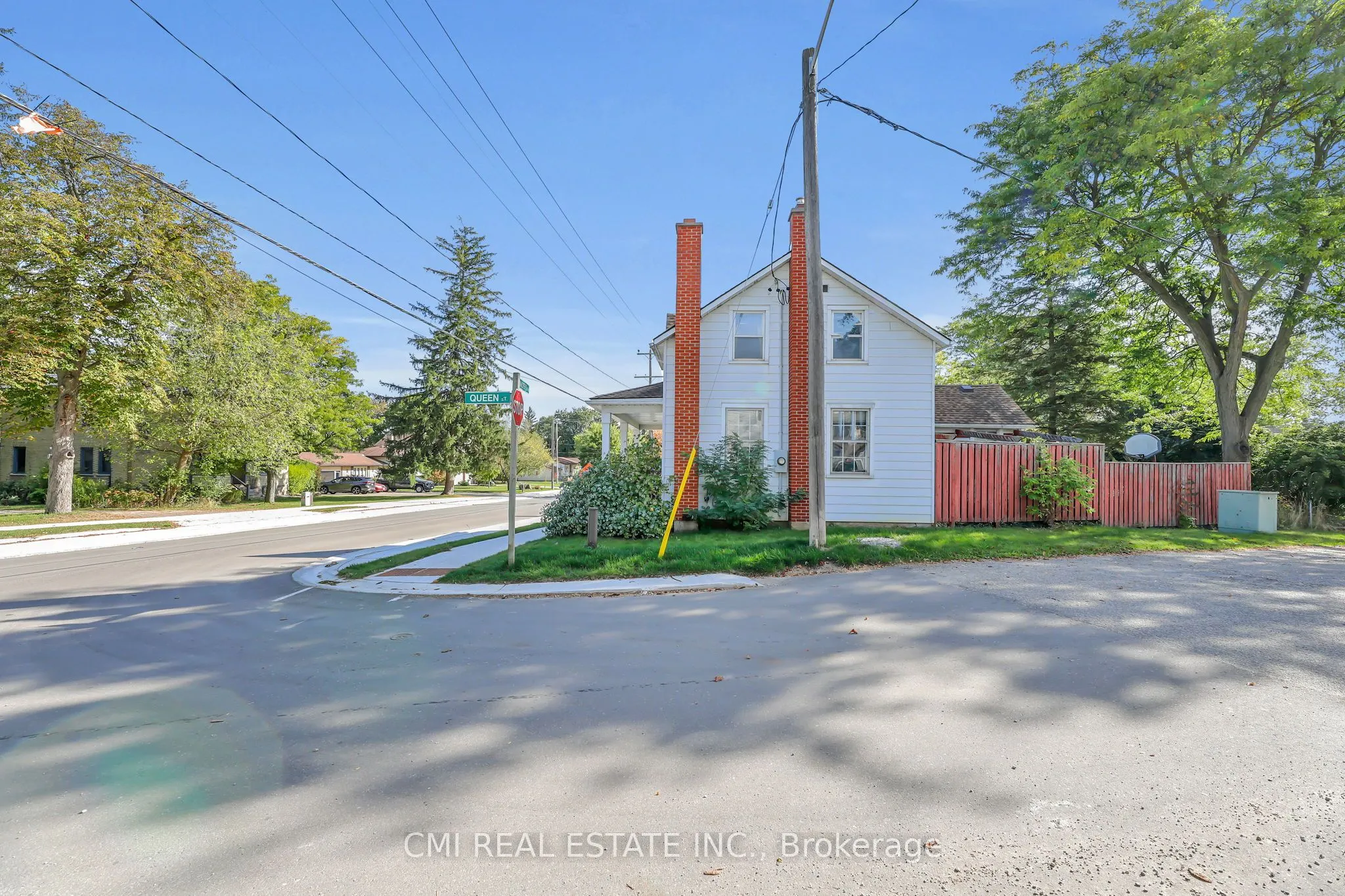 111 Snyder's Road W