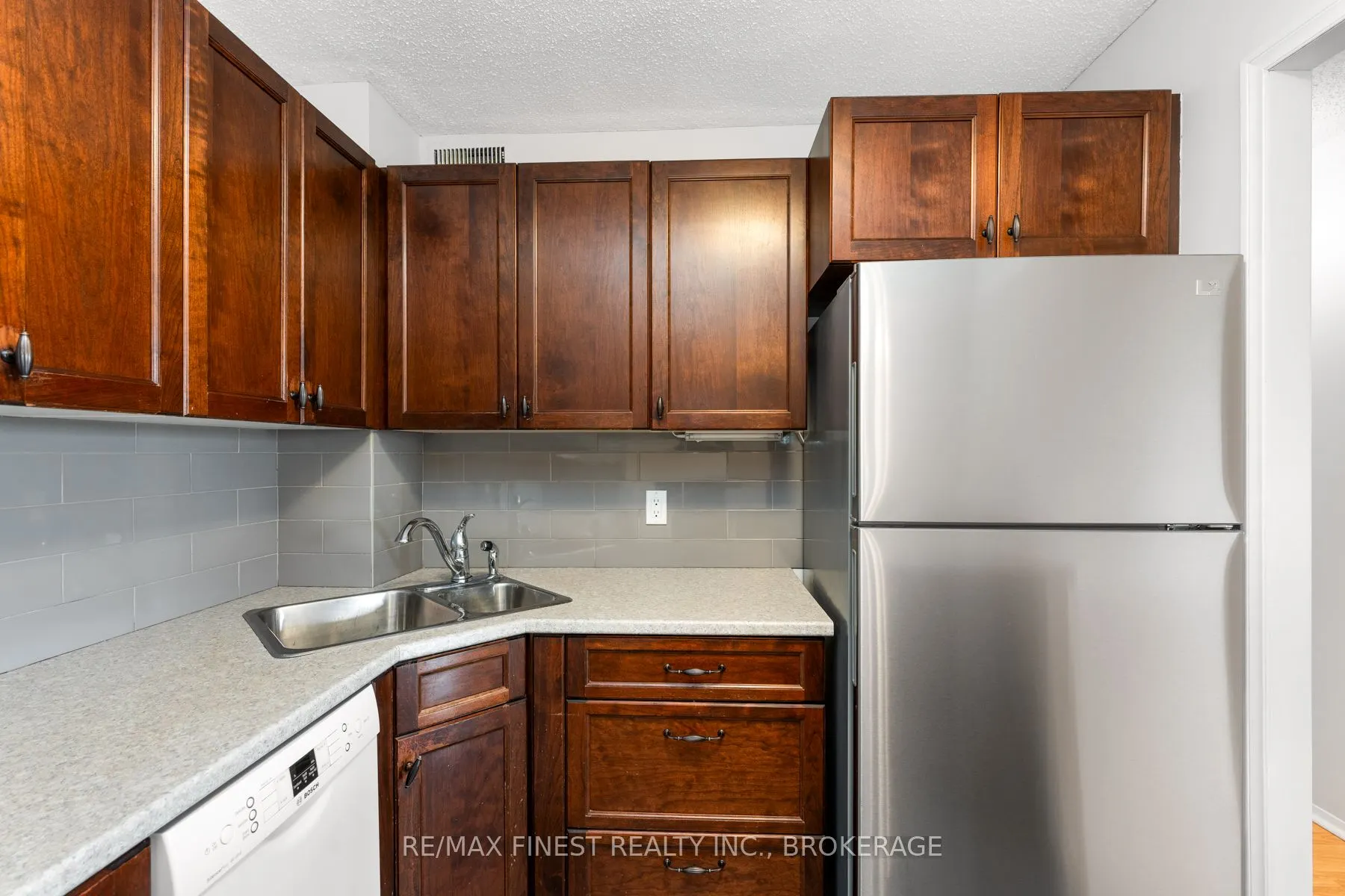 120 Barrett Court, #508